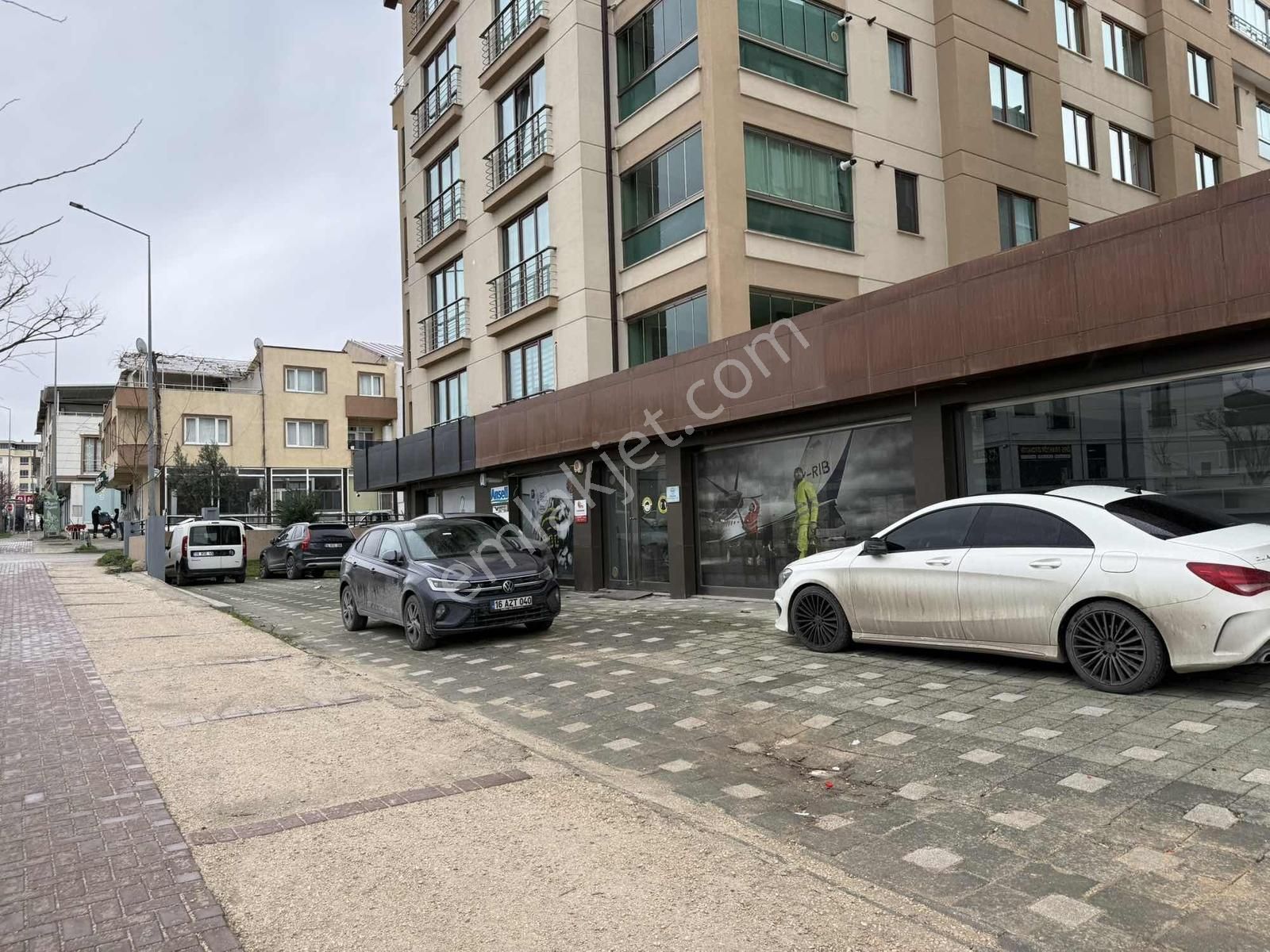 Üçevler Denizciler Cadde Bahçeli İki Katlı Kiralık Dükkan - Görsel 29