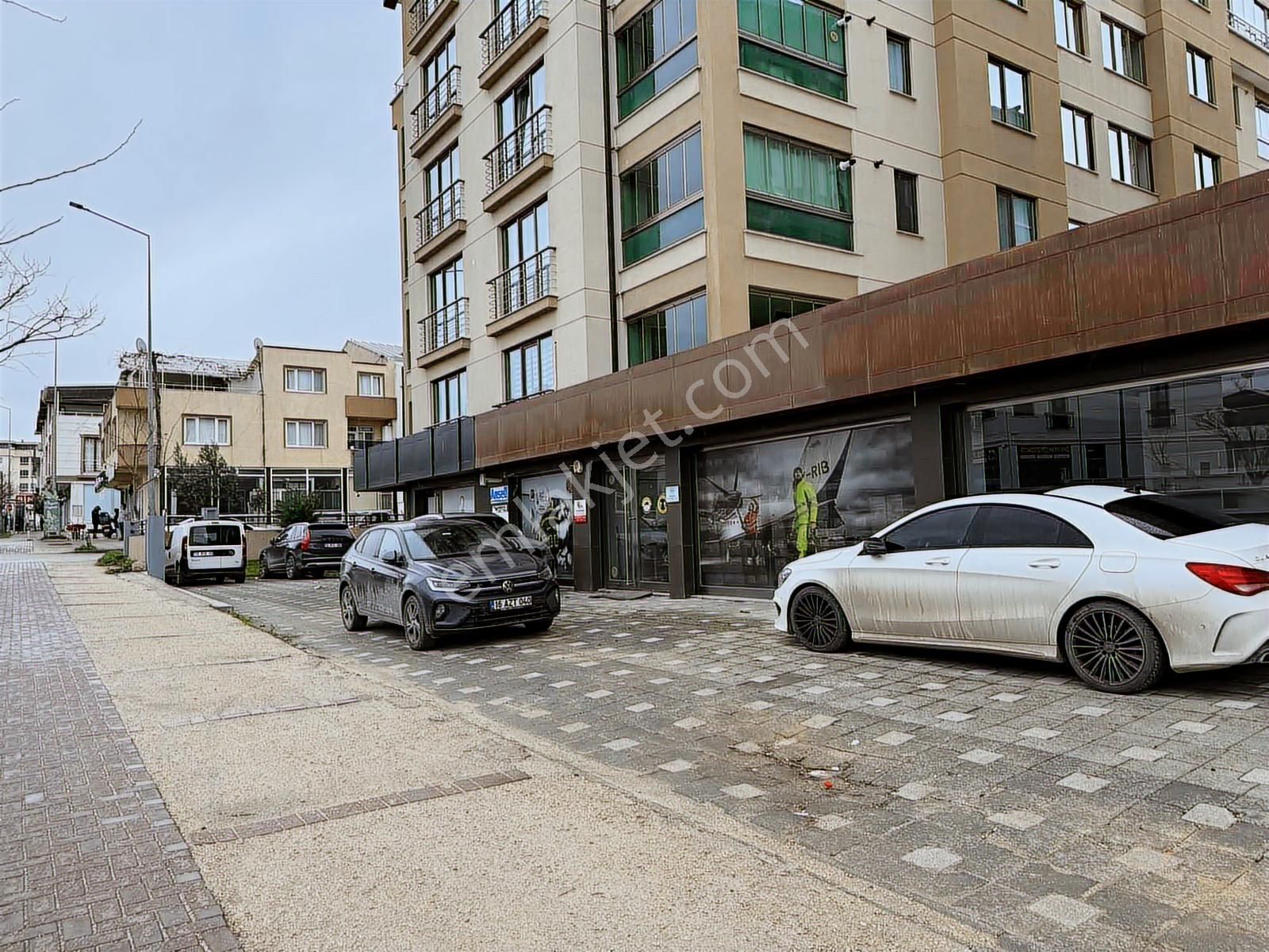 Üçevler Denizciler Cadde Bahçeli İki Katlı Kiralık Dükkan - Görsel 12