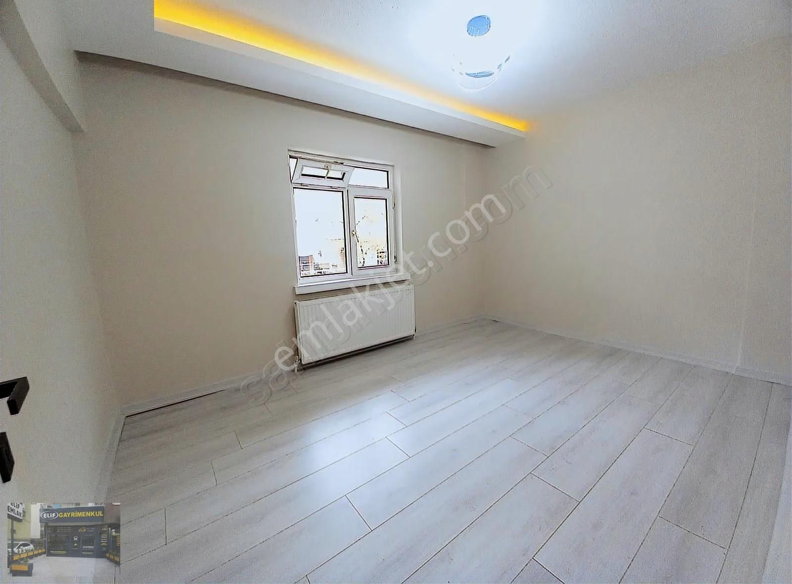 Elif Emlak'tan Sincan Da Plevne Mah. Salon Bağımsız 3+1 Ara Katta Daire - Görsel 4