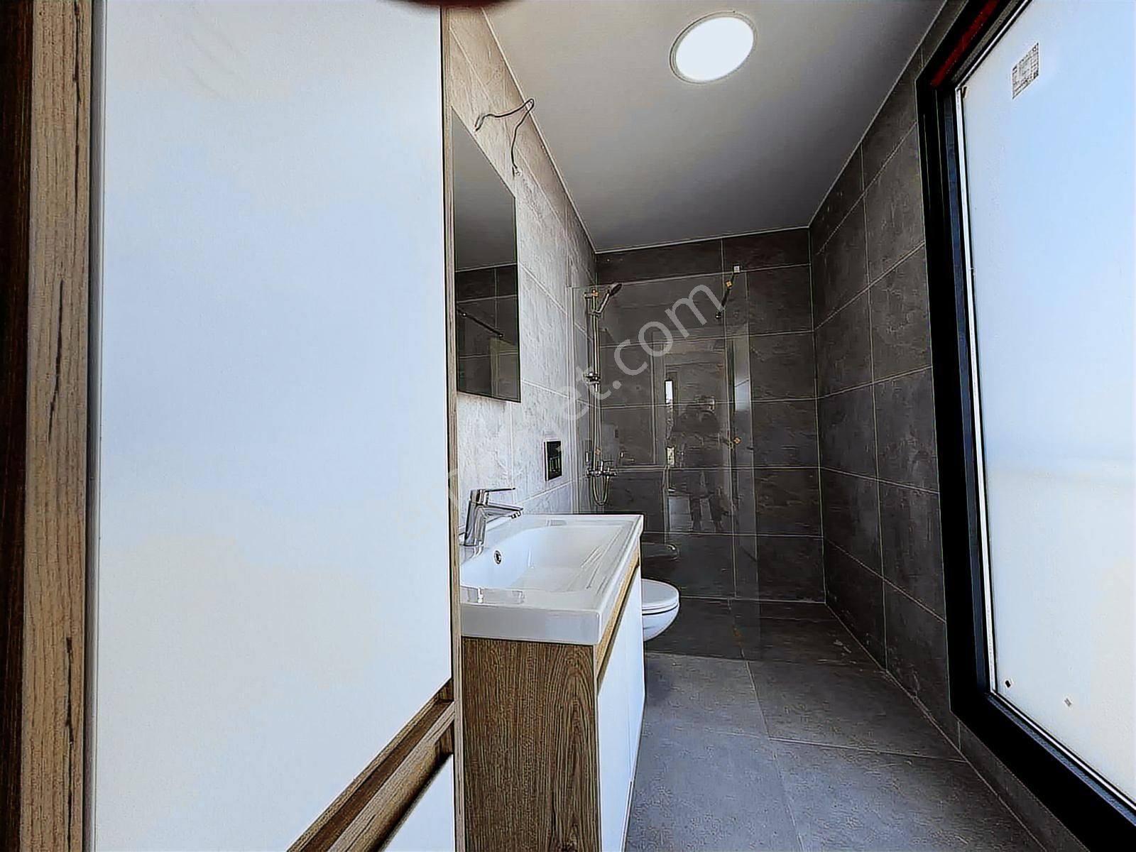 Güzelbahçe Kolejler Bölgesin'de Sıfır Villa Fırsatı - Görsel 14