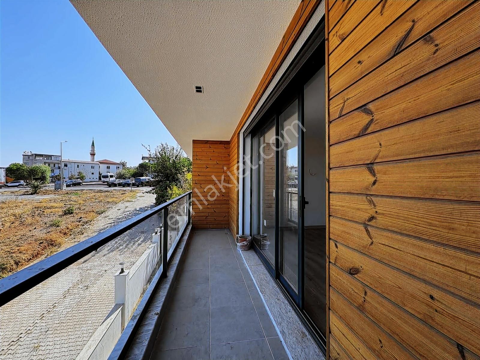 Güzelbahçe Kolejler Bölgesin'de Sıfır Villa Fırsatı - Görsel 15