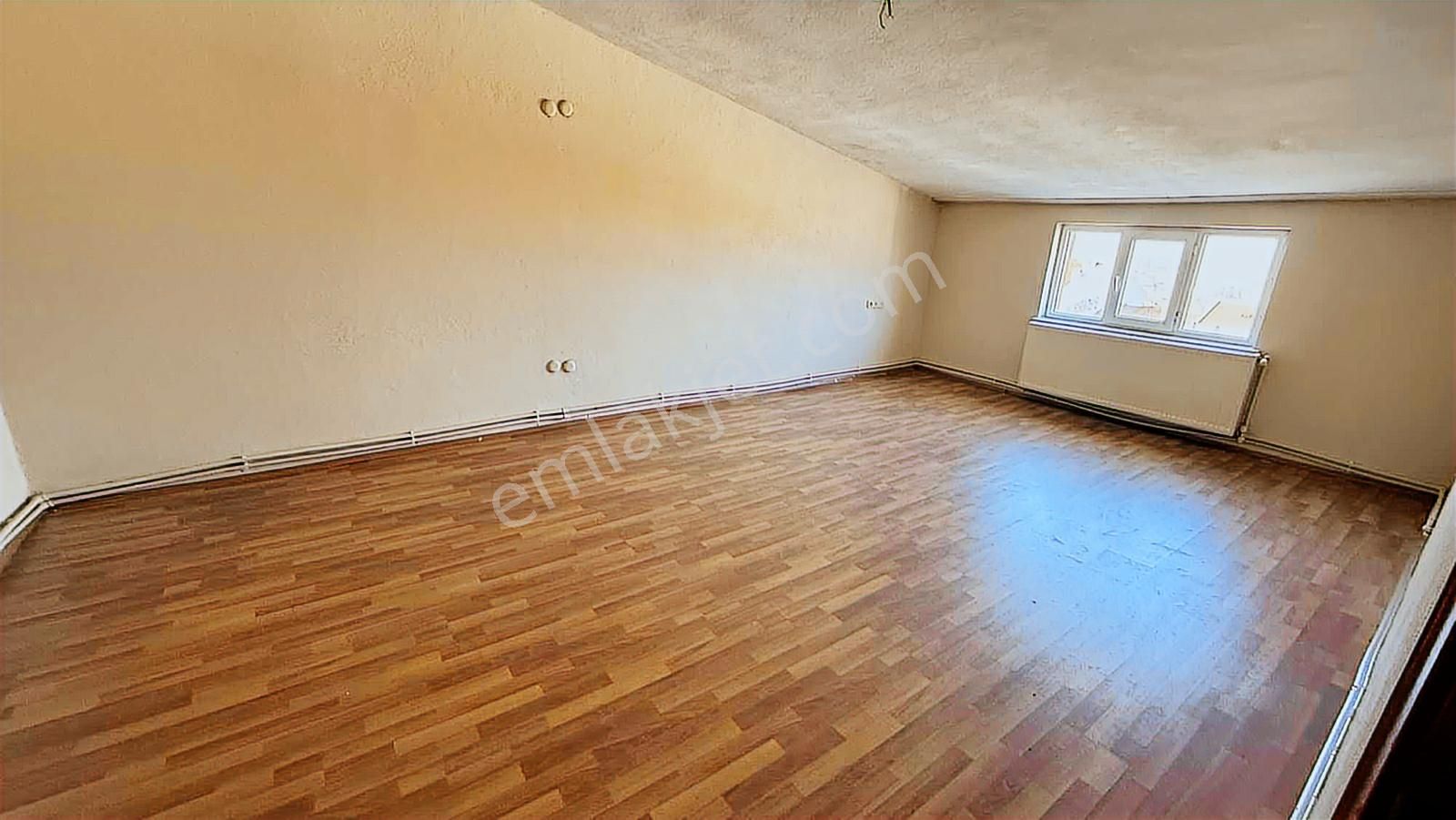 Nova Grup'dan Karatepe Mevkiinde Kiralık 2+1 Daire - Görsel 9