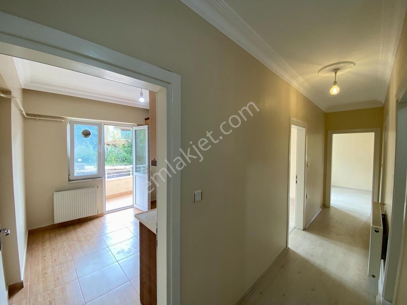 Serdivan Diş Hastanesi Yakını Kapalı Garajlı 2+1 Kiralık Daire - Görsel 25