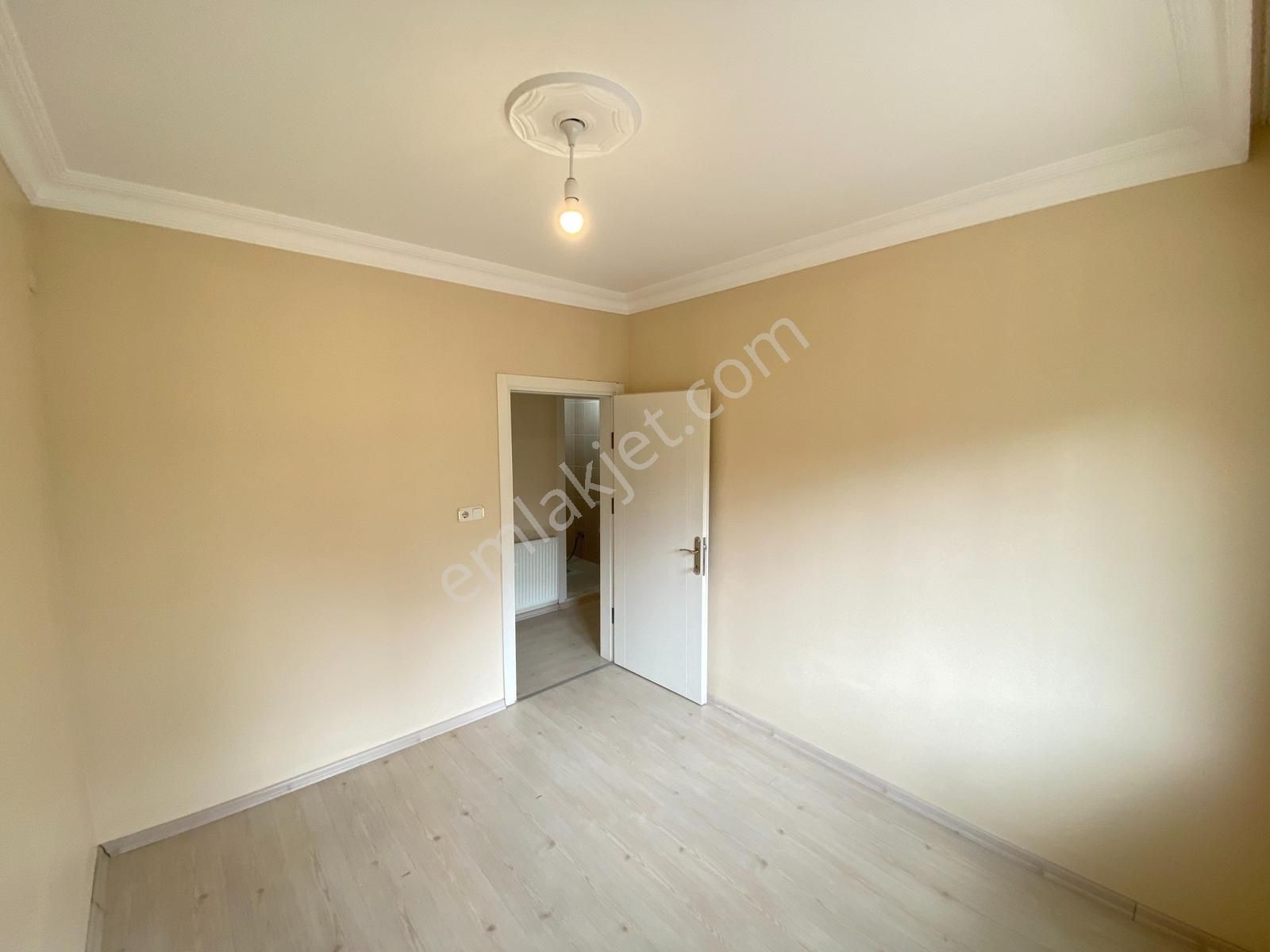 Serdivan Diş Hastanesi Yakını Kapalı Garajlı 2+1 Kiralık Daire - Görsel 12