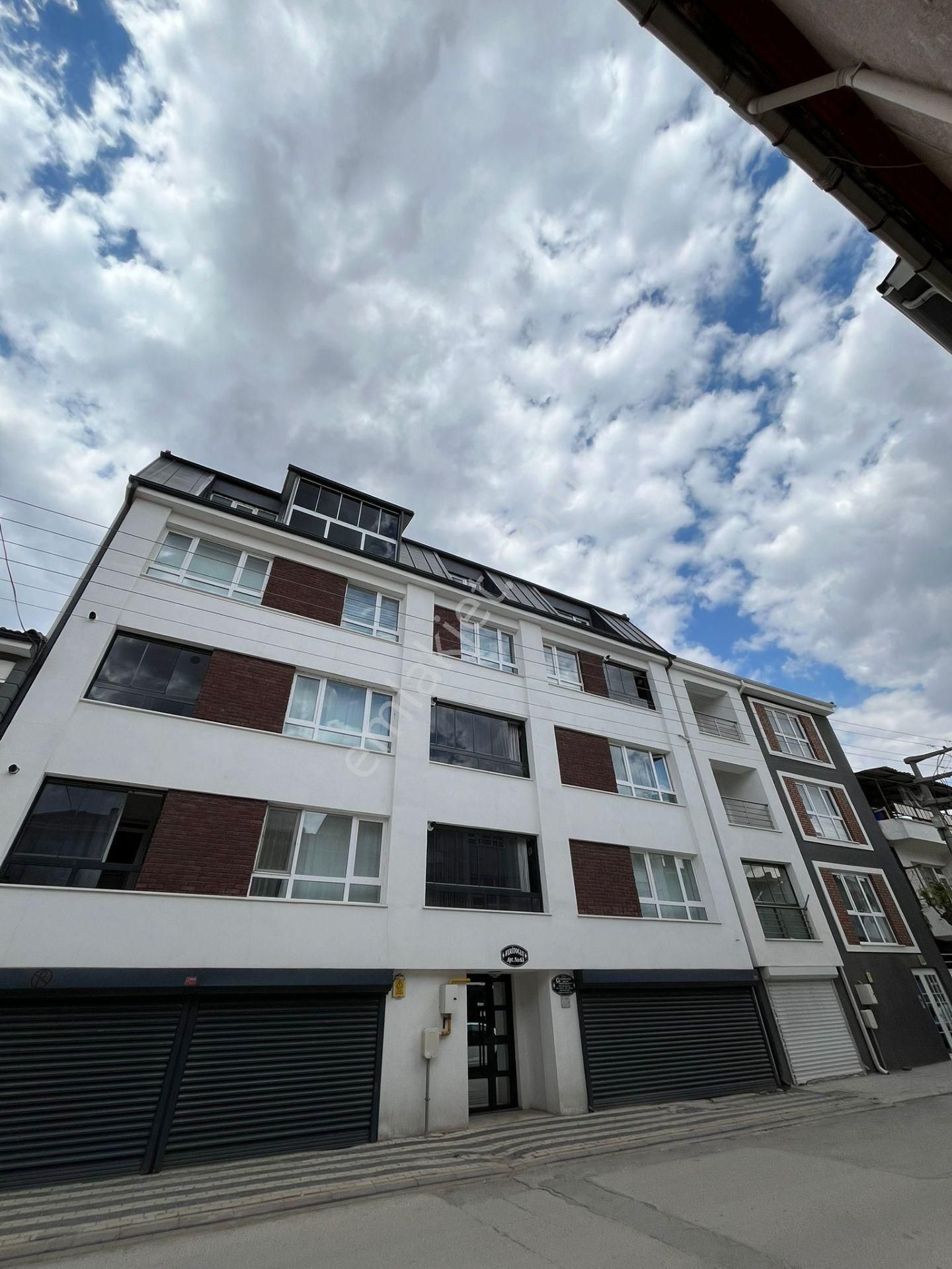 Recep Ümit Emlak'tan Şarhöyük Büyük Park Yakını Satılık Asansörlü 3+1 Lüks Daire - Görsel 27