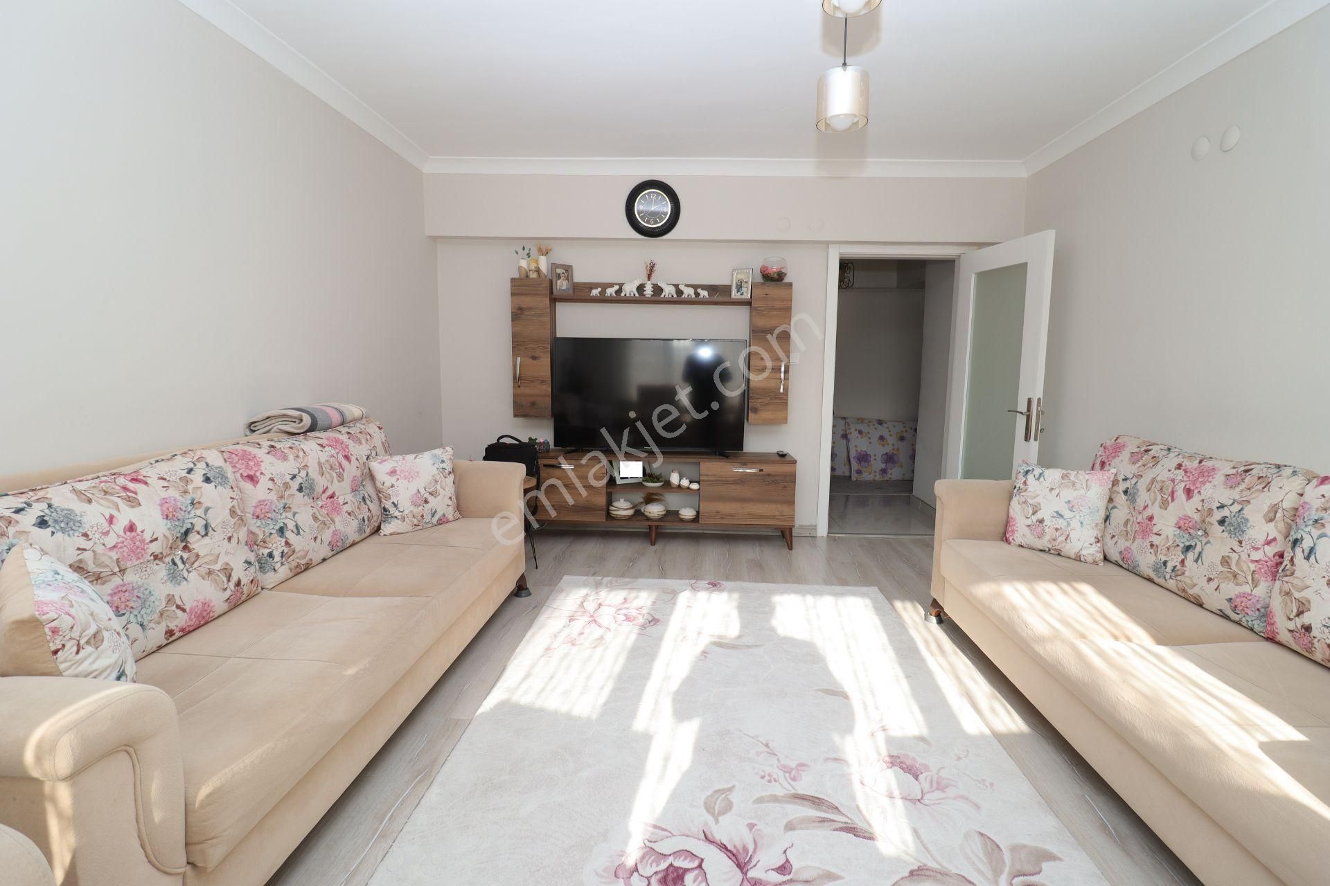 Akif'ten Topçu'da 14.caddeye Yakın *full* Yapılı 5+1 Kapalı Teraslı Daire - Görsel 8