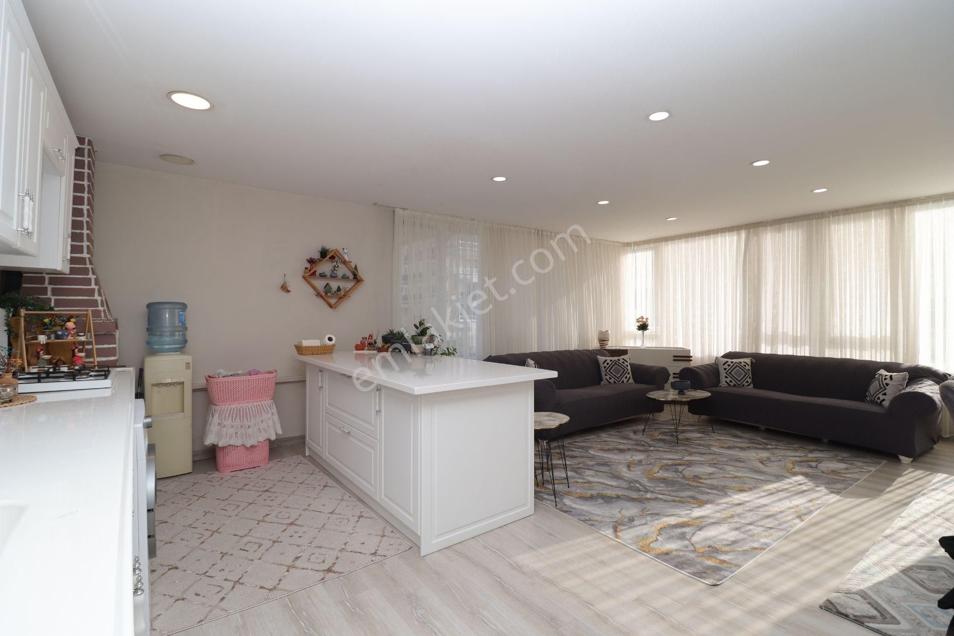 Akif'ten Topçu'da 14.caddeye Yakın *full* Yapılı 5+1 Kapalı Teraslı Daire - Görsel 4