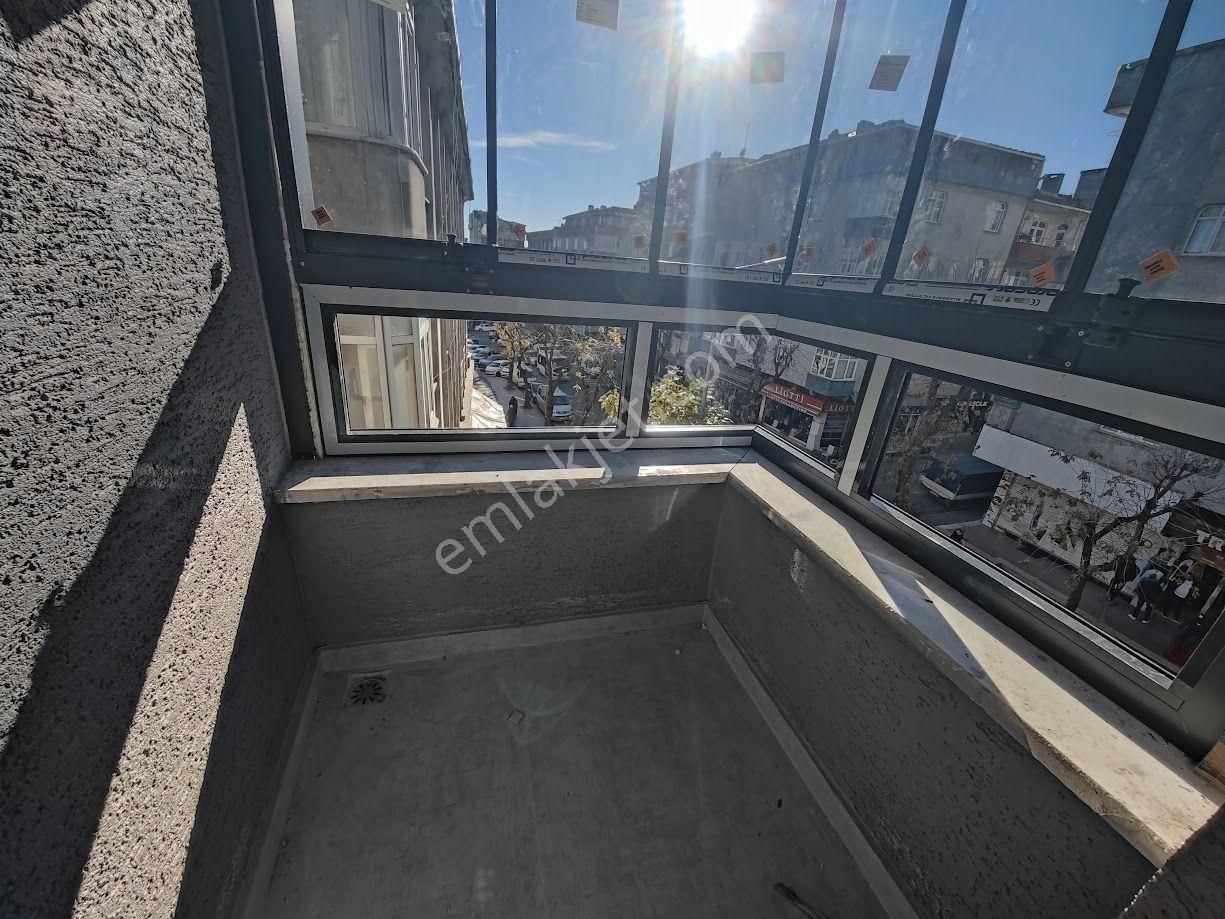 Yılız Dan Merkez Camine Yakın Yıldırım Beyazıt Caddesi Üerinde Sıfır Lüx Daireler 2+1 - Görsel 3