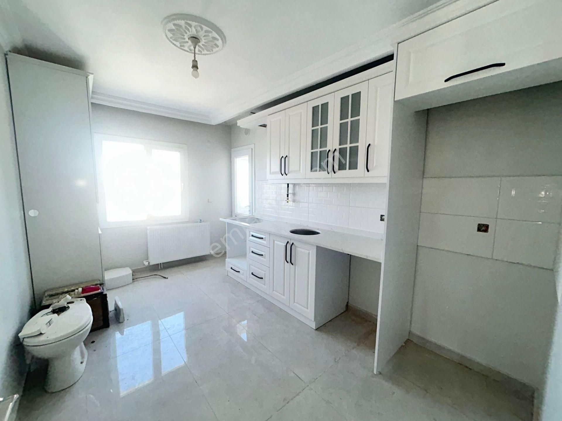 Türkmenbaşı_blv._kapalı_mutfak_3+1_cam_balkon_d.gaz_aktif_kaçmaz