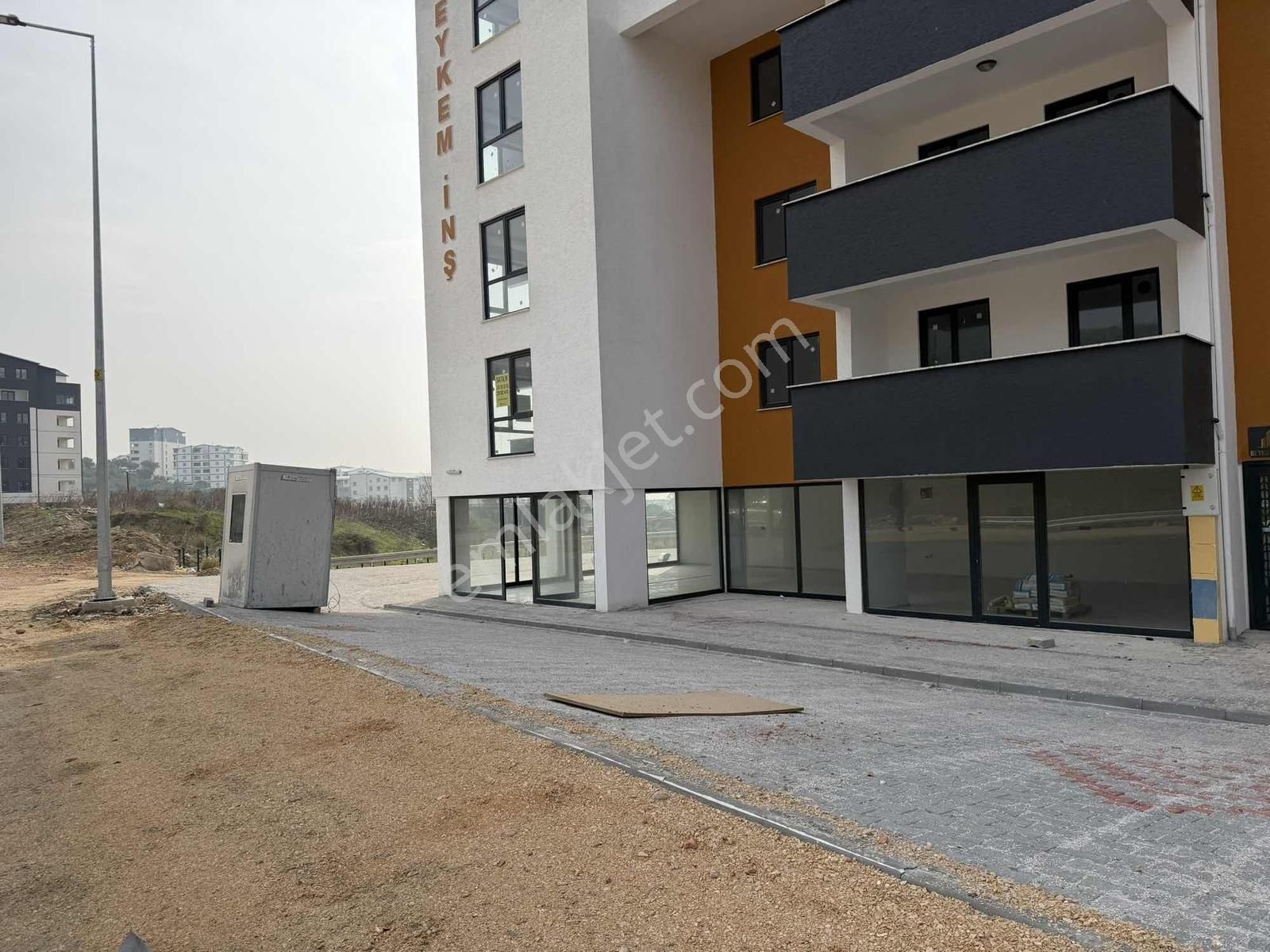 Demirtaş Sakaryada Çift Cepheli 110 M² Sıfır Kiralık İşyeri - Görsel 21