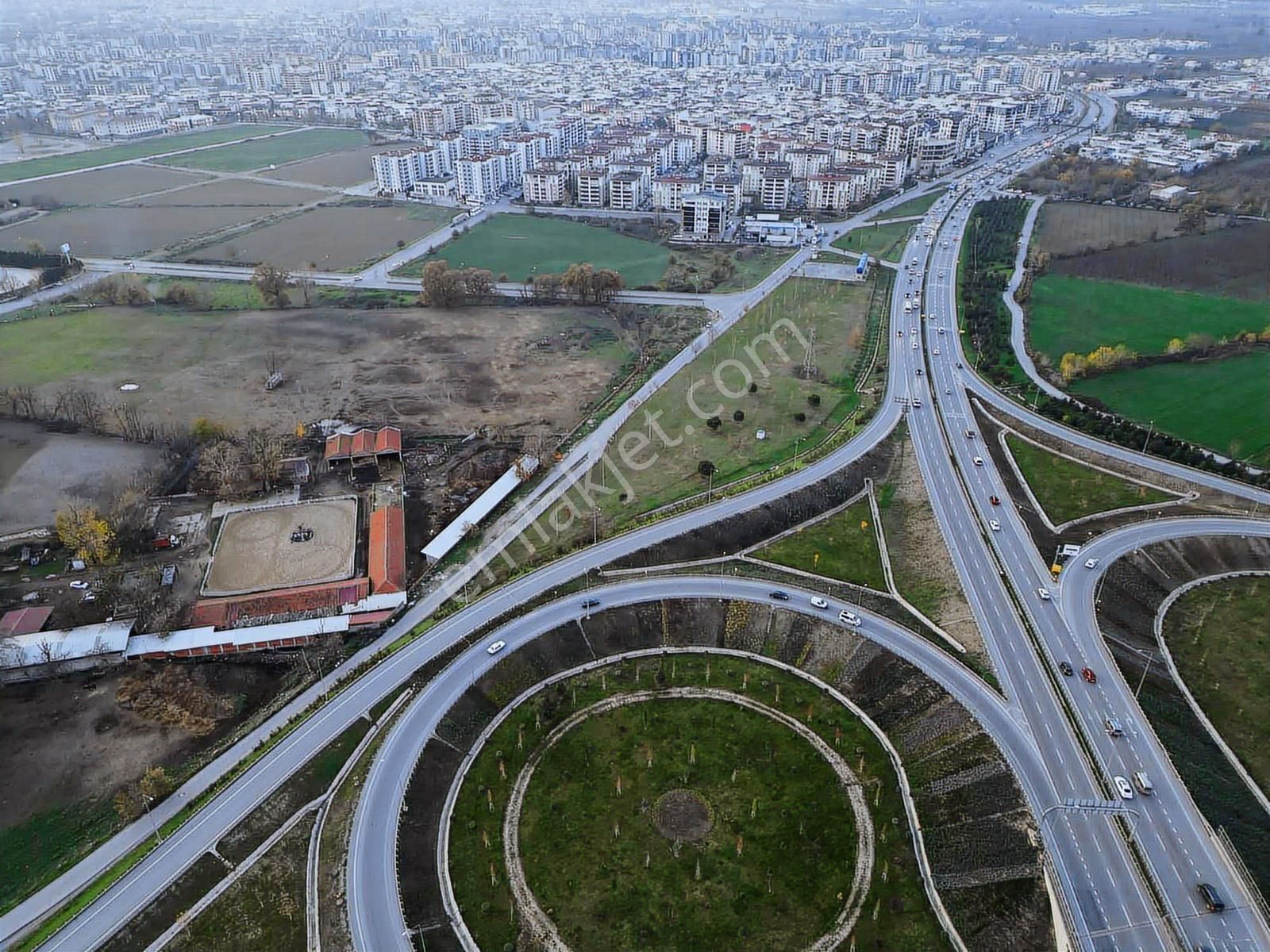 Samanlı'da Otoban Cepheli 2086 M² Resmi Yola Cepheli Tarla - Görsel 7