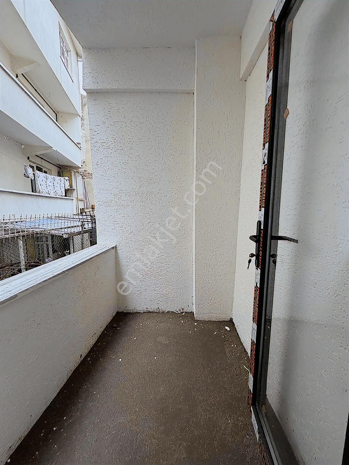 Kayalardan 90 M2 Net 2+1 Arakat 2 Banyo 2wc 2 Balkon 140m2 Brüt - Görsel 28
