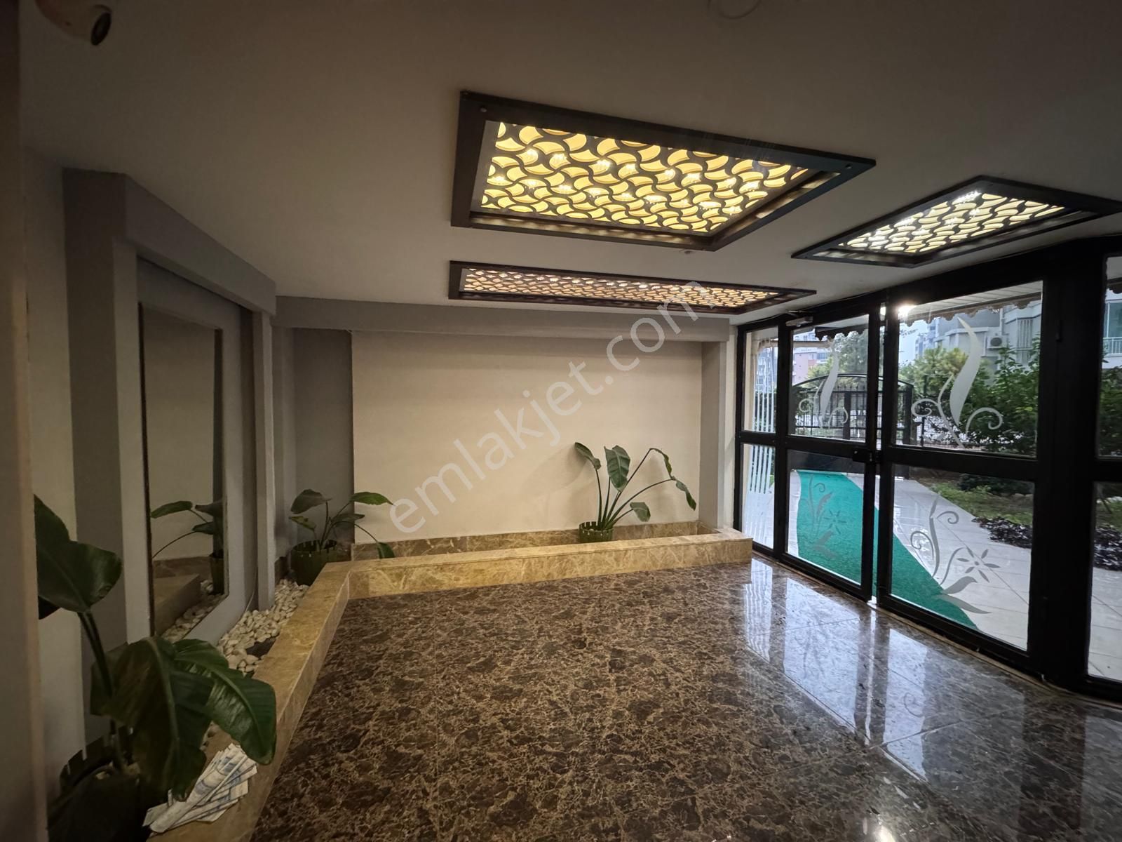 12. Caddede M.ali Manavoğlu Sitesinde 3+1 Kiralık Daire - Görsel 5