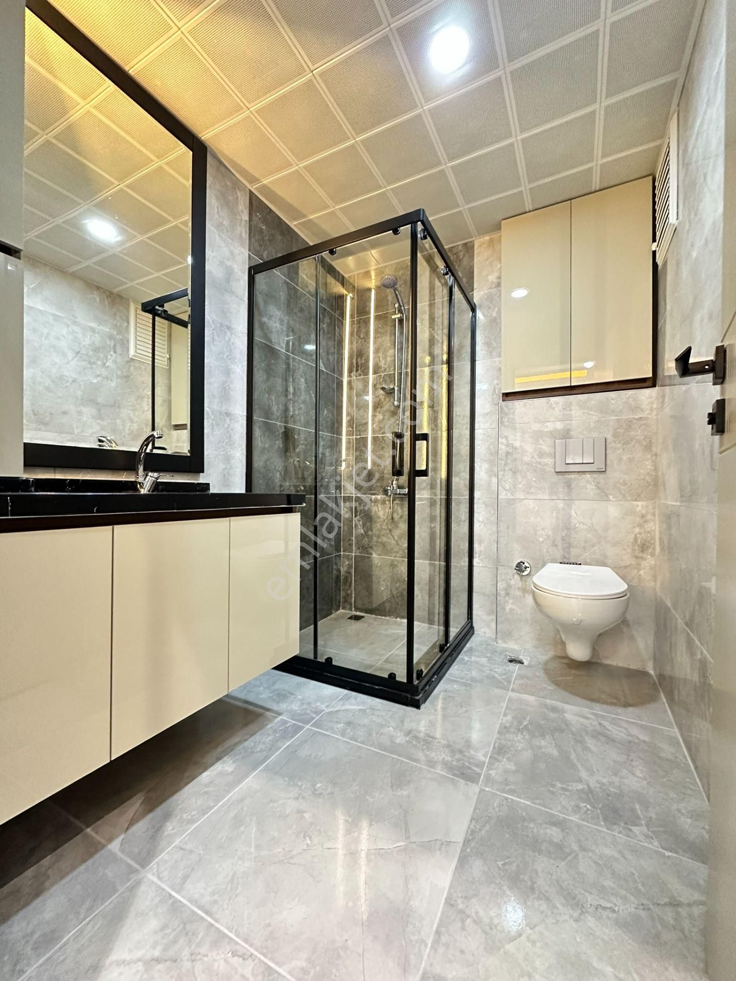 Pursaklar Mehmet Zengin Emlak'tan Otoparklı Asansörlü Çift Banyolu 2.kat 4+1 Lüks Daire - Görsel 31