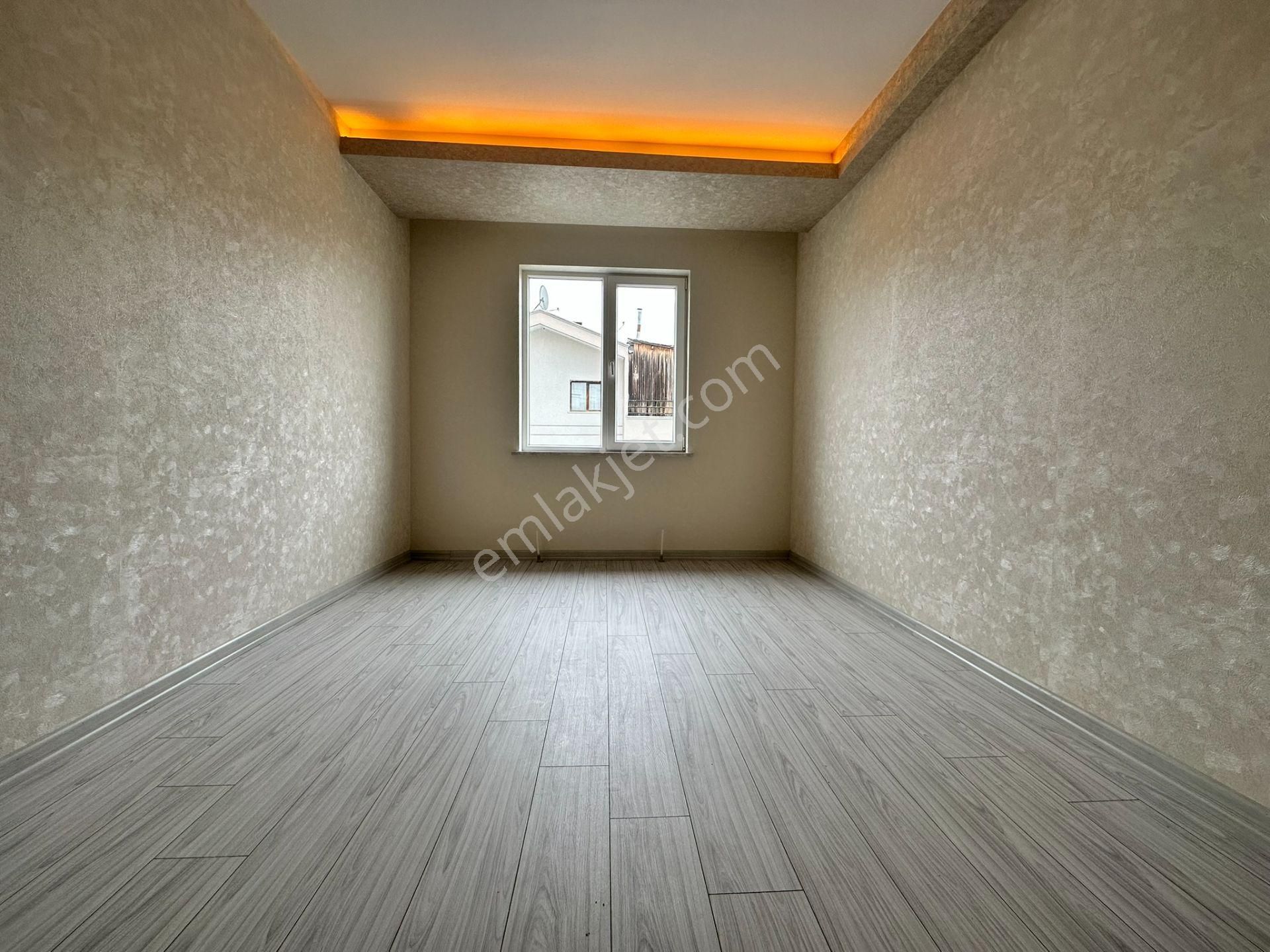 Pursaklar Mehmet Zengin Emlak'tan Otoparklı Asansörlü Çift Banyolu 2.kat 4+1 Lüks Daire - Görsel 20