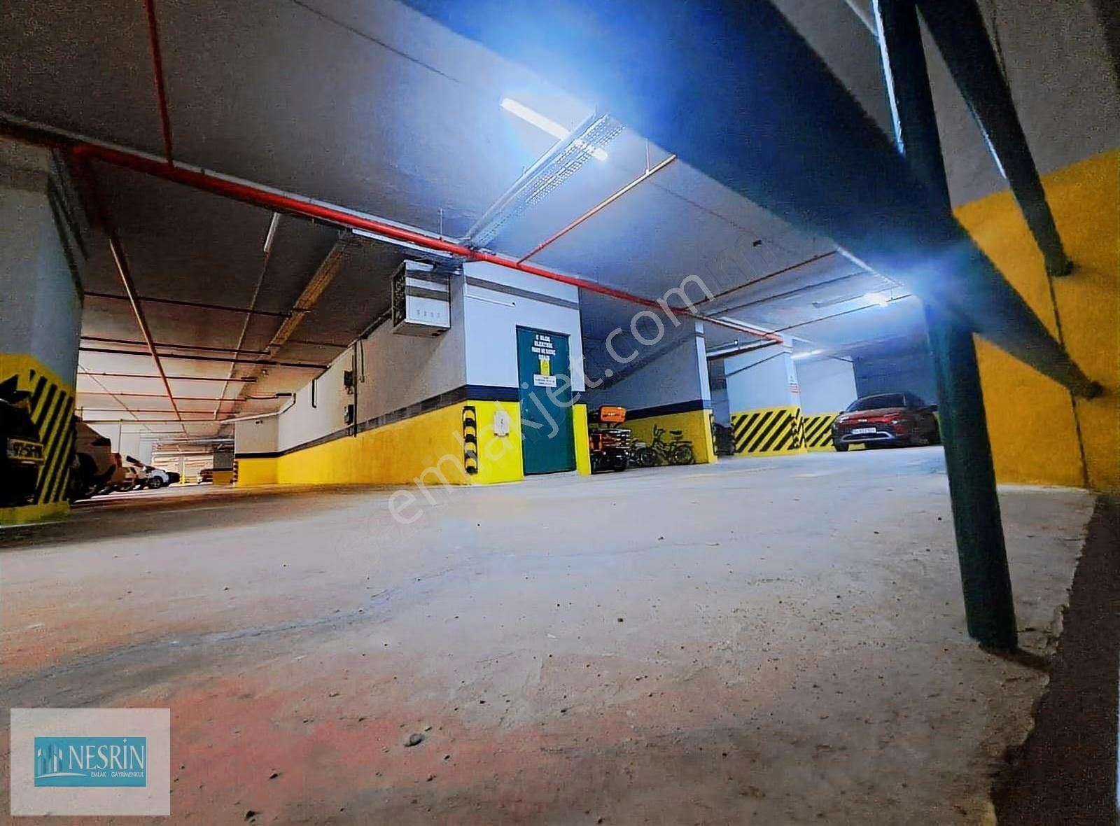 Nesrin Emlak'tan Acil Güvenlikli Kapalı Otoparklı Sitede Ara Kat - Görsel 31