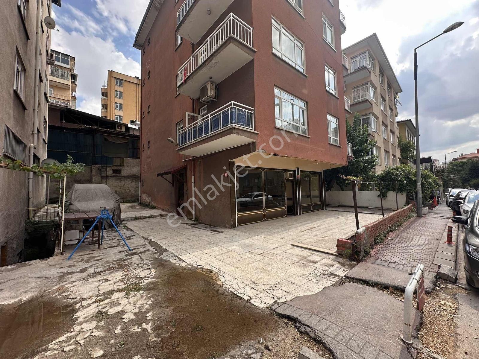 Cebeci Keskin Sokakta Depolu Tabela Değeri Yüksek Dükkan - Görsel 11