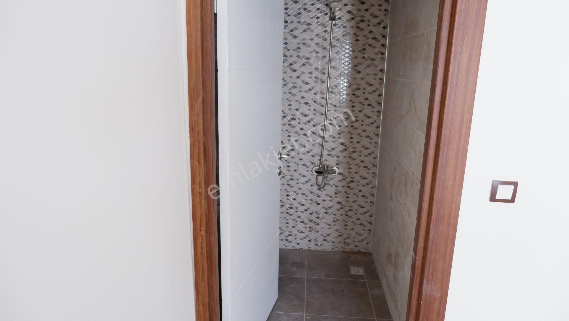 Krc'den Durali Alıç Mahallesinde Caddeye Okula Yakın 11.kat 3+1 Satılık Daire - Görsel 18