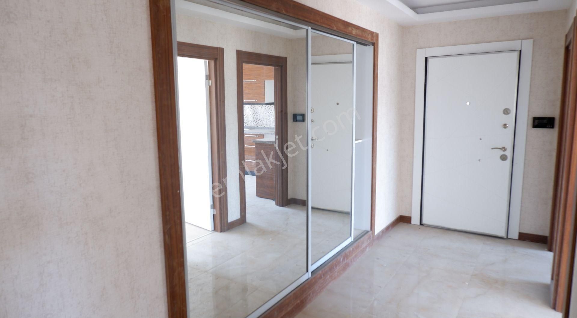 Krc'den Durali Alıç Mahallesinde Caddeye Okula Yakın 11.kat 3+1 Satılık Daire - Görsel 17