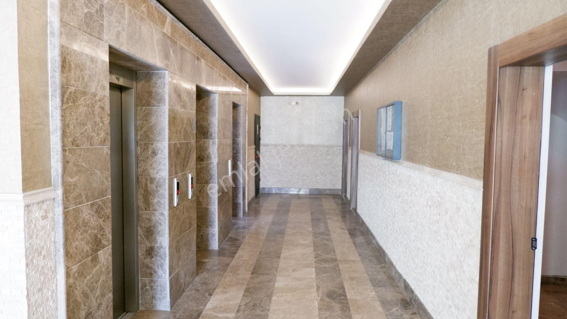 Krc'den Durali Alıç Mahallesinde Caddeye Okula Yakın 11.kat 3+1 Satılık Daire - Görsel 23