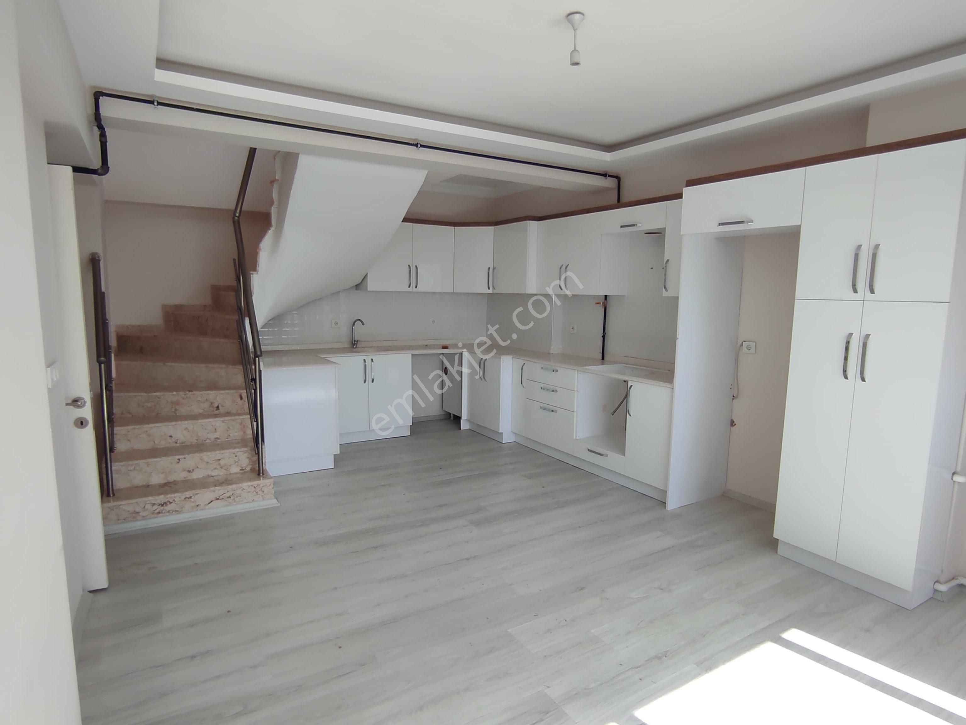 Söke Hastane Mevkii Takas İmkanlı Satılık 3+1 Dublex