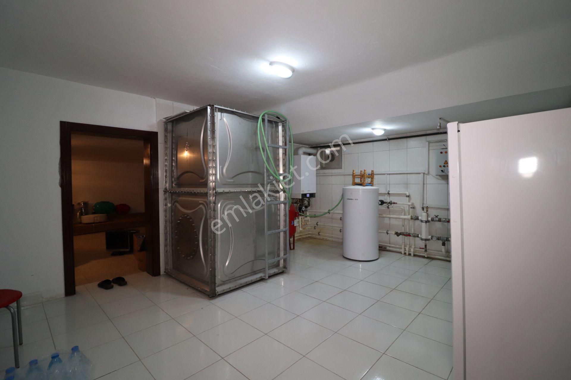 Yenimahalle Yeni Batı Mahallesi 10+1 Satılık Villa - Görsel 3