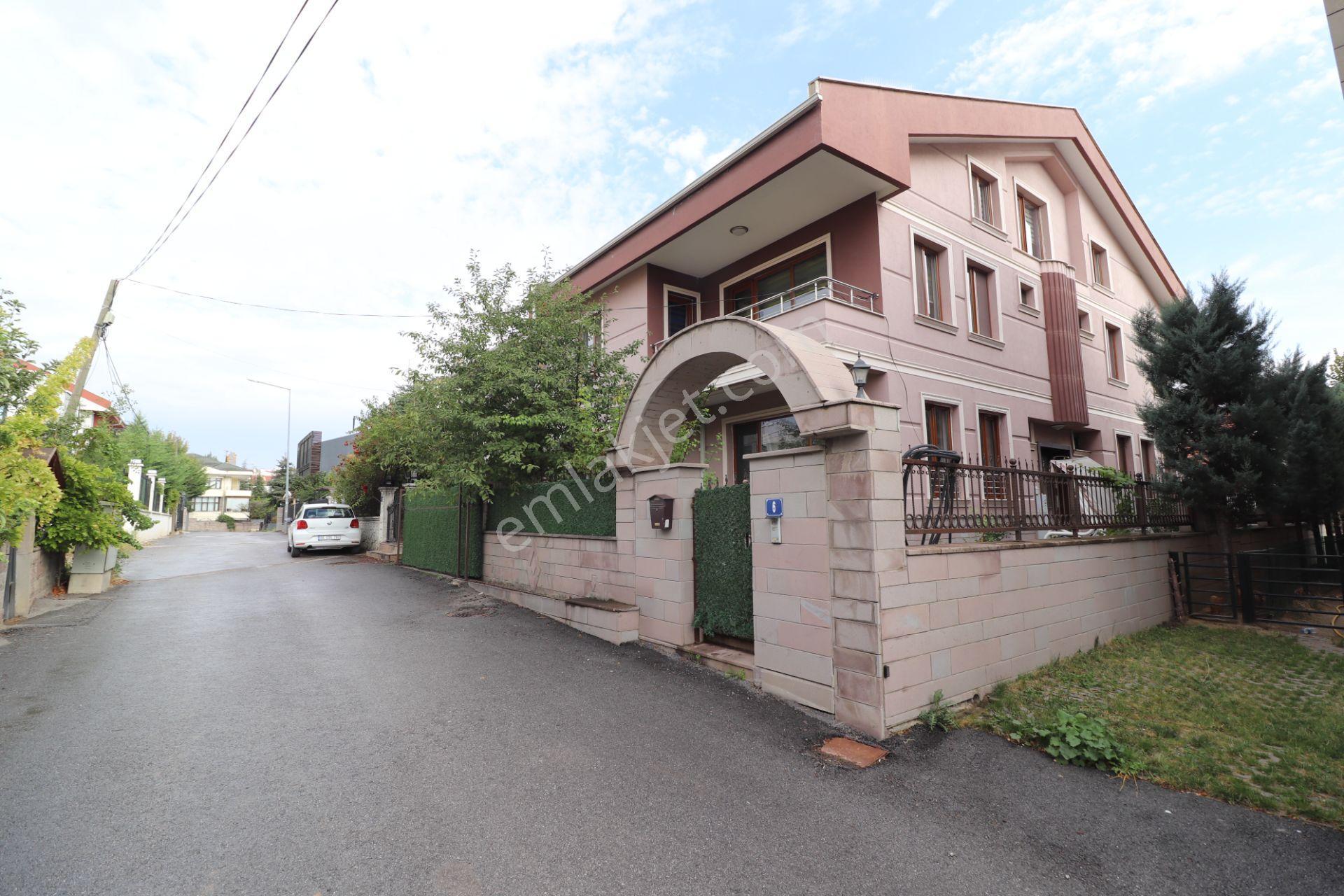 Yenimahalle Yeni Batı Mahallesi 10+1 Satılık Villa - Görsel 34