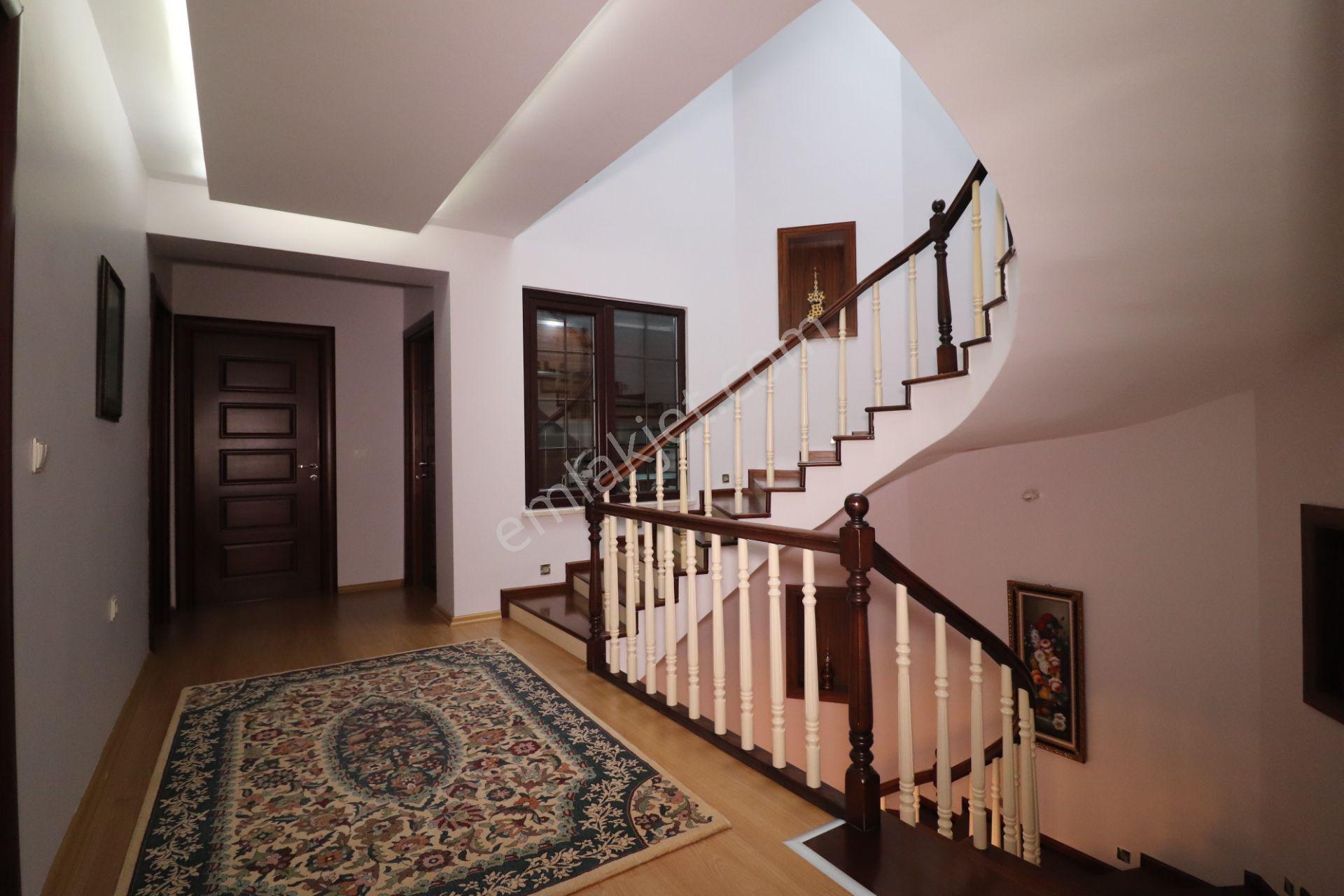 Yenimahalle Yeni Batı Mahallesi 10+1 Satılık Villa - Görsel 24