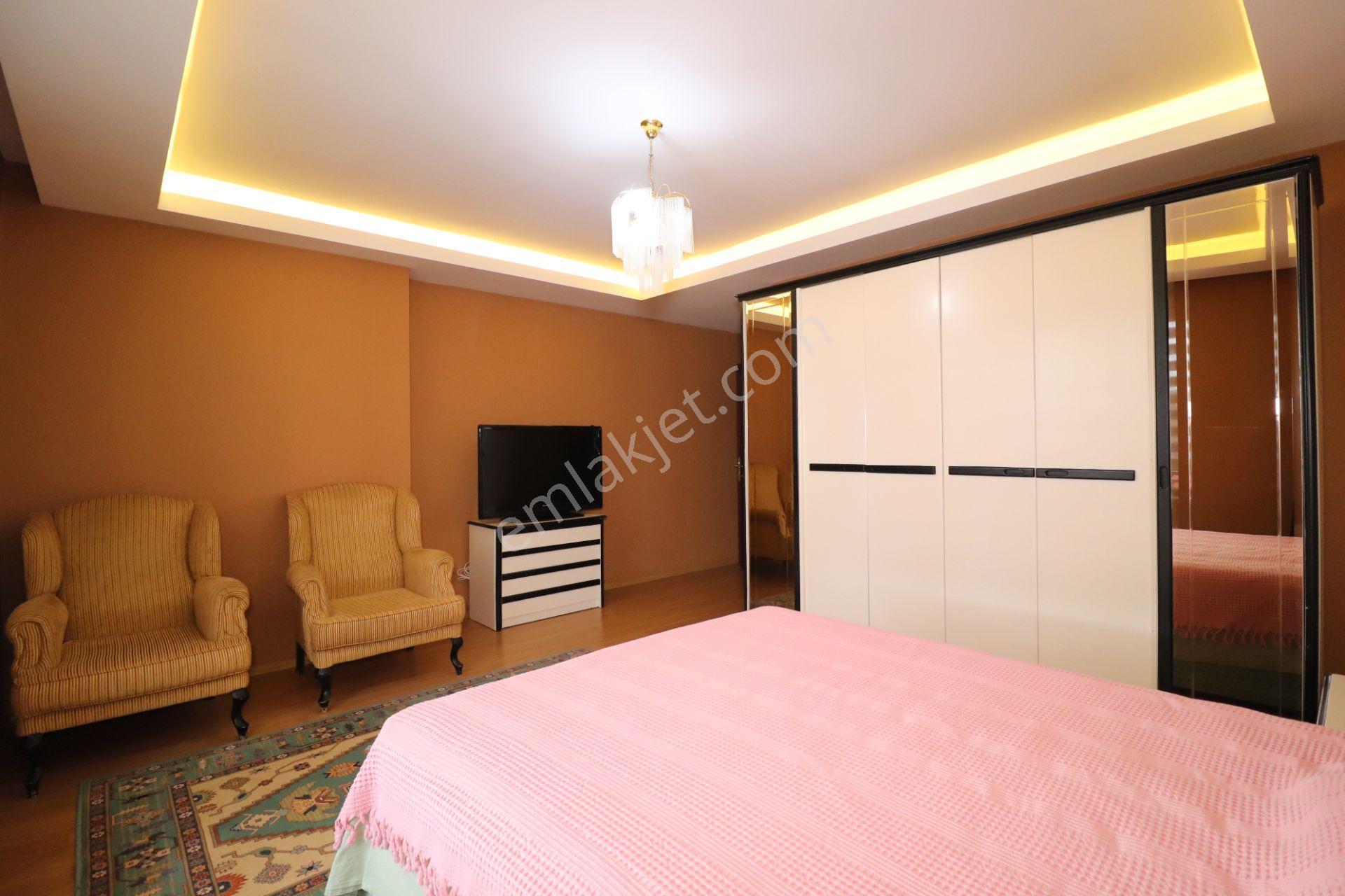 Yenimahalle Yeni Batı Mahallesi 10+1 Satılık Villa - Görsel 23