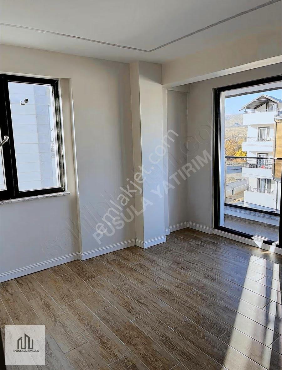 Karaseki'de Lüks 2+1 Sıfır Daire: Giyinme Odası, Balkonlu