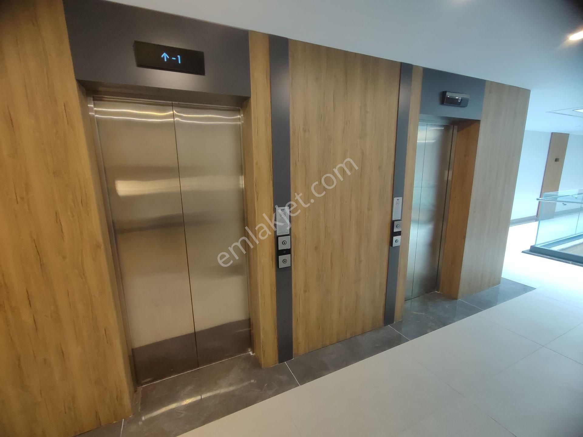 Kardeş'ten Edremit Şht.hamdibey Meydanda Kiralık 1+1 Home & Ofis - Görsel 10