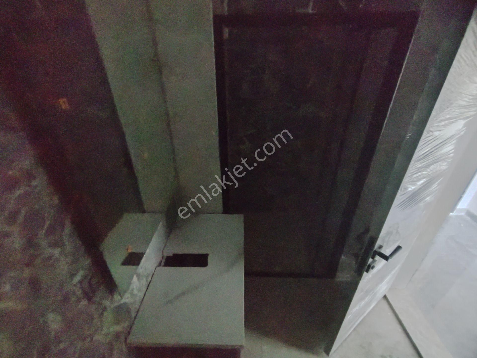 Kardeş'ten Edremit Şht.hamdibey Meydanda Kiralık 1+1 Home & Ofis - Görsel 16