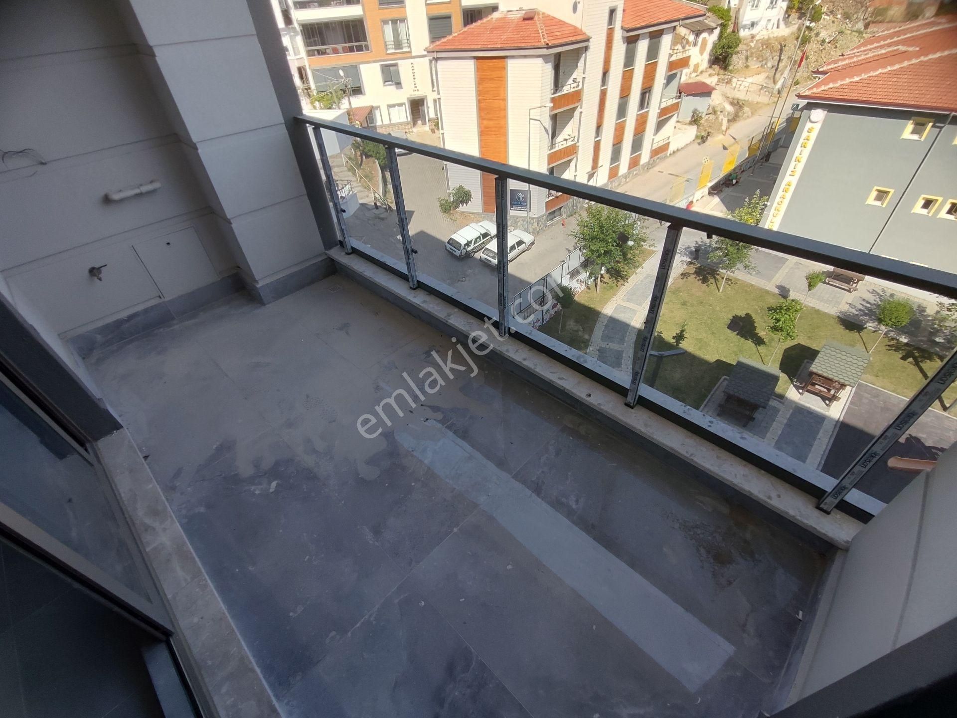 Kardeş'ten Edremit Şht.hamdibey Meydanda Kiralık 1+1 Home & Ofis - Görsel 9