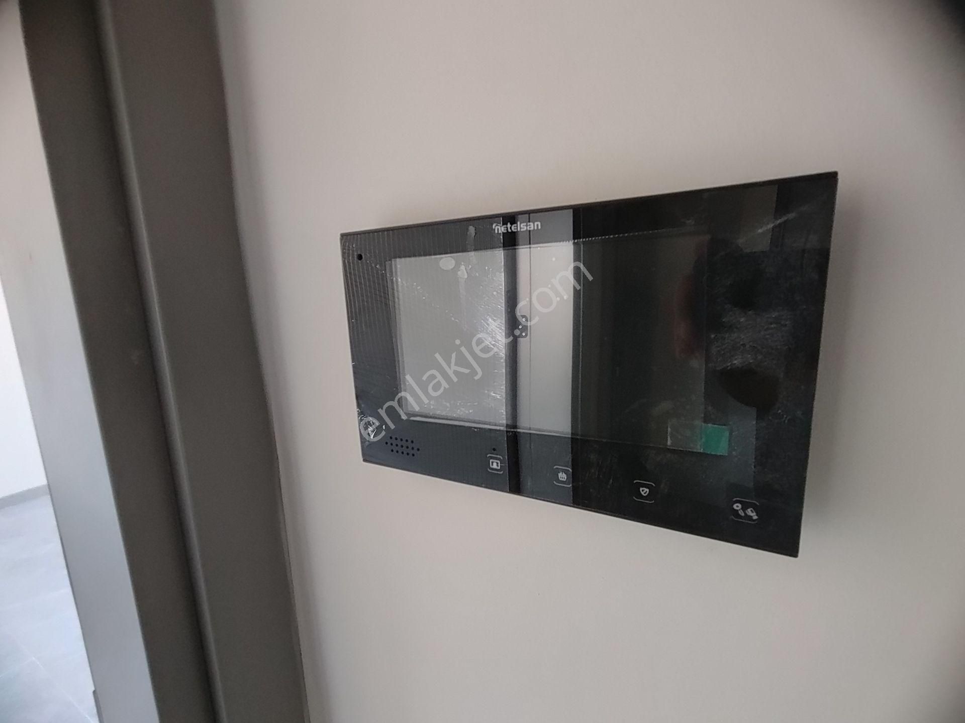 Kardeş'ten Edremit Şht.hamdibey Meydanda Kiralık 1+1 Home & Ofis - Görsel 15