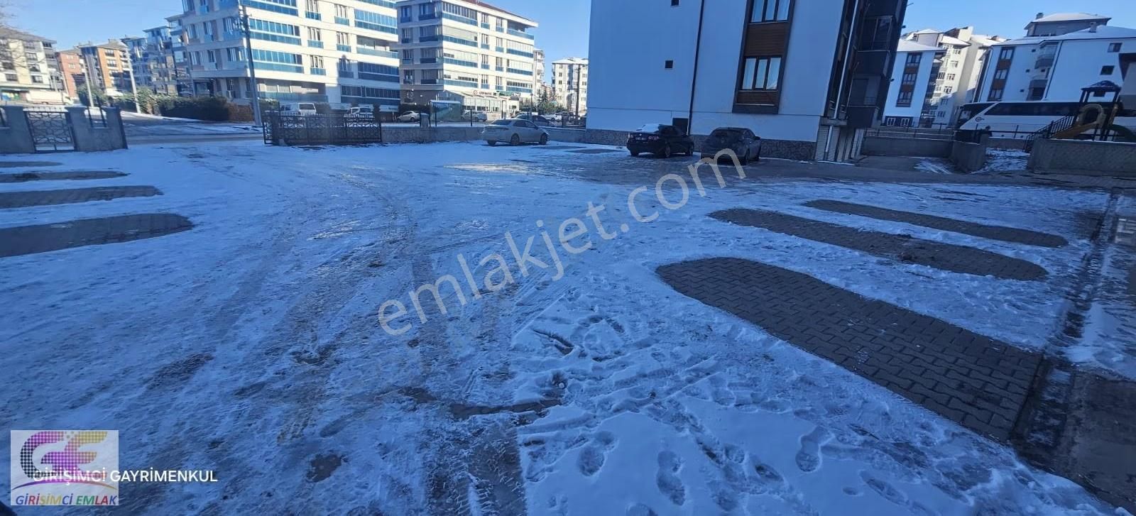 Girişimci'denyarenlerin En Elit Yerinde 2+1 Geniş Kiralık - Görsel 9