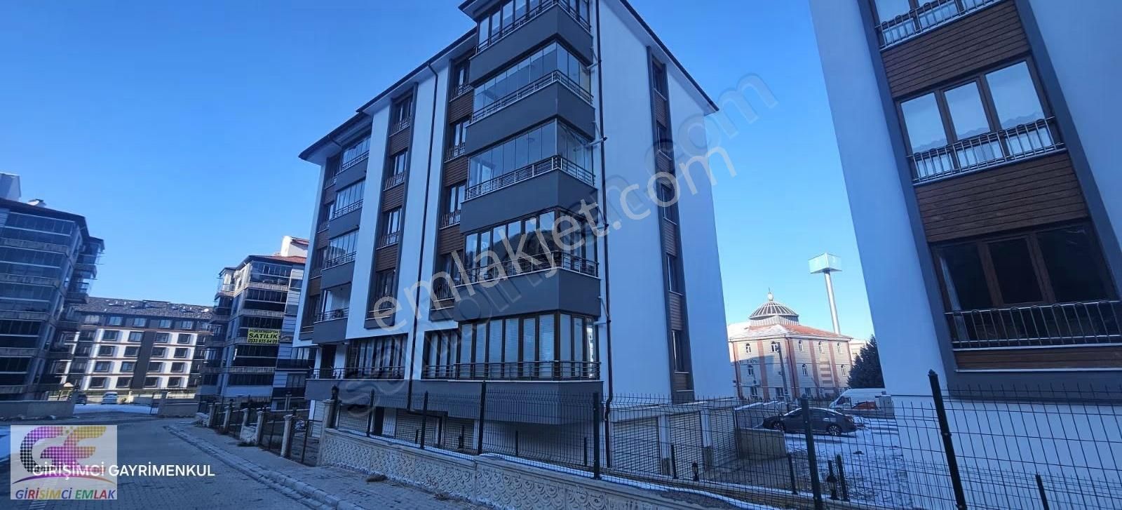 Girişimci'denyarenlerin En Elit Yerinde 2+1 Geniş Kiralık