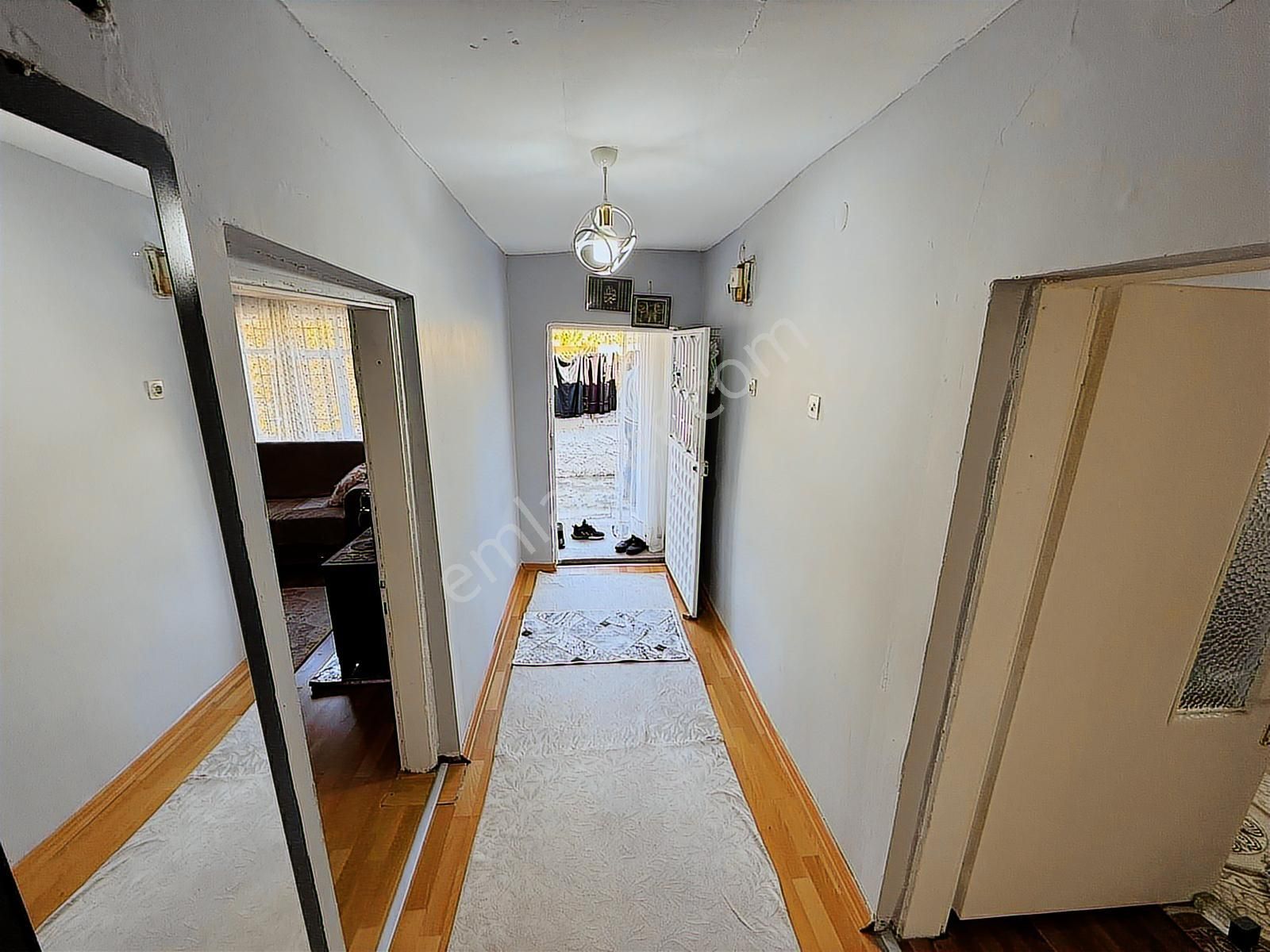 ꧁▇yılmaz'dan▇꧂kıbrısköy'de Geniş Bahçeli, Garajlı 2+1 Müstakil - Görsel 4