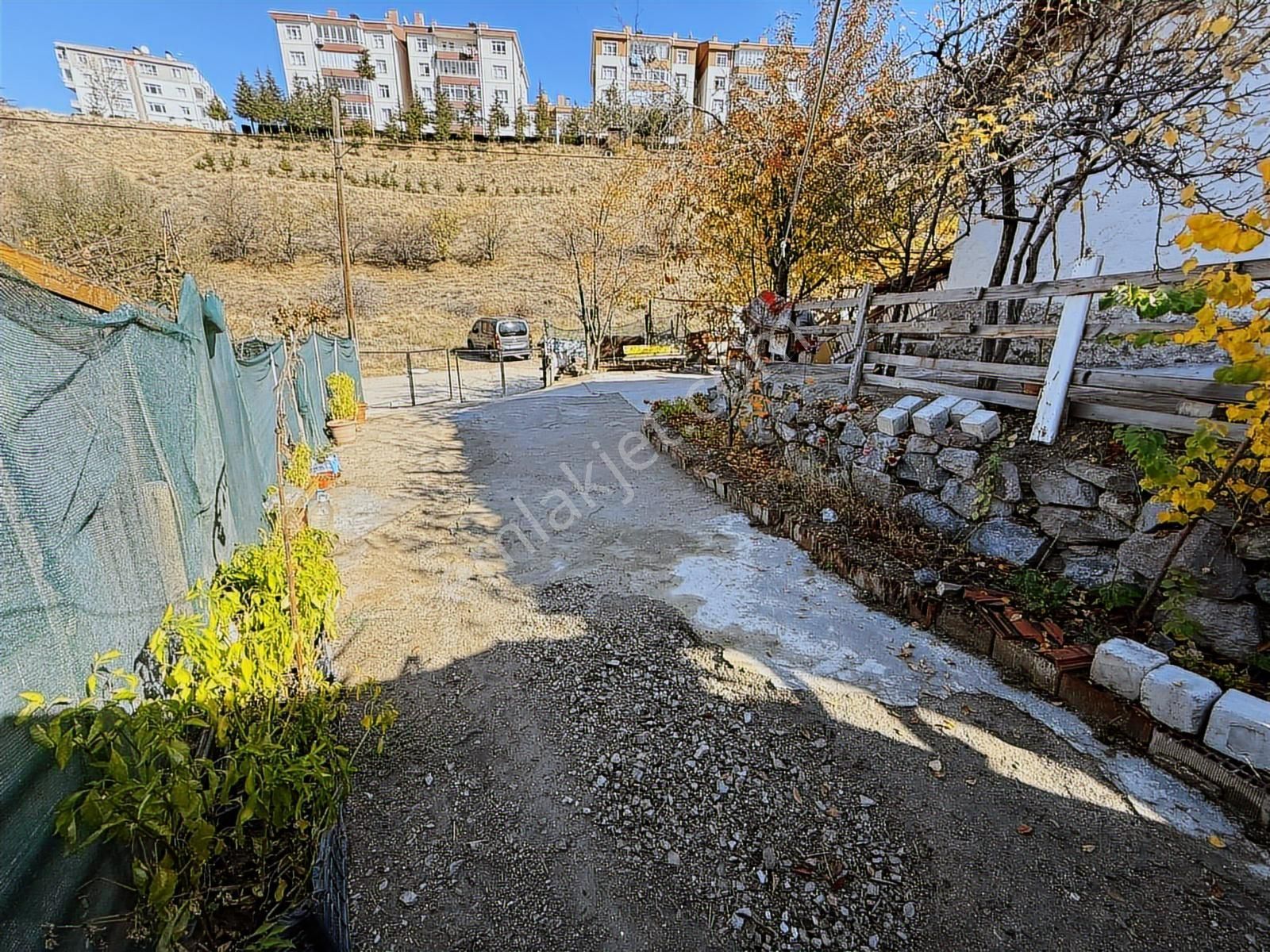 ꧁▇yılmaz'dan▇꧂kıbrısköy'de Geniş Bahçeli, Garajlı 2+1 Müstakil - Görsel 35