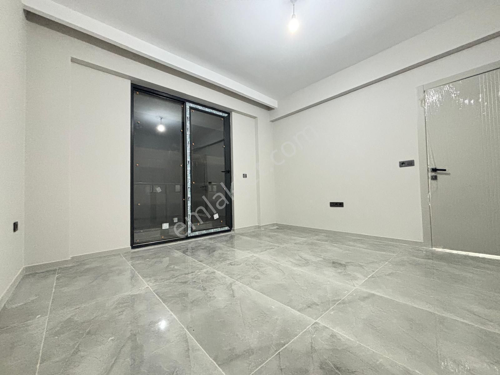 Yenişafakta Lüx Sıfır Arakat 3+1 Daireler - Görsel 21