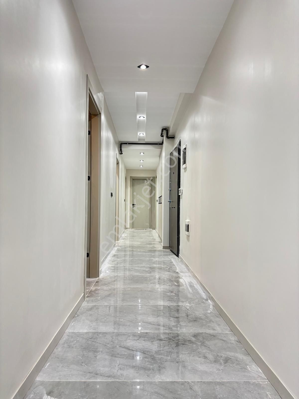 Yenişafakta Lüx Sıfır Arakat 3+1 Daireler - Görsel 9