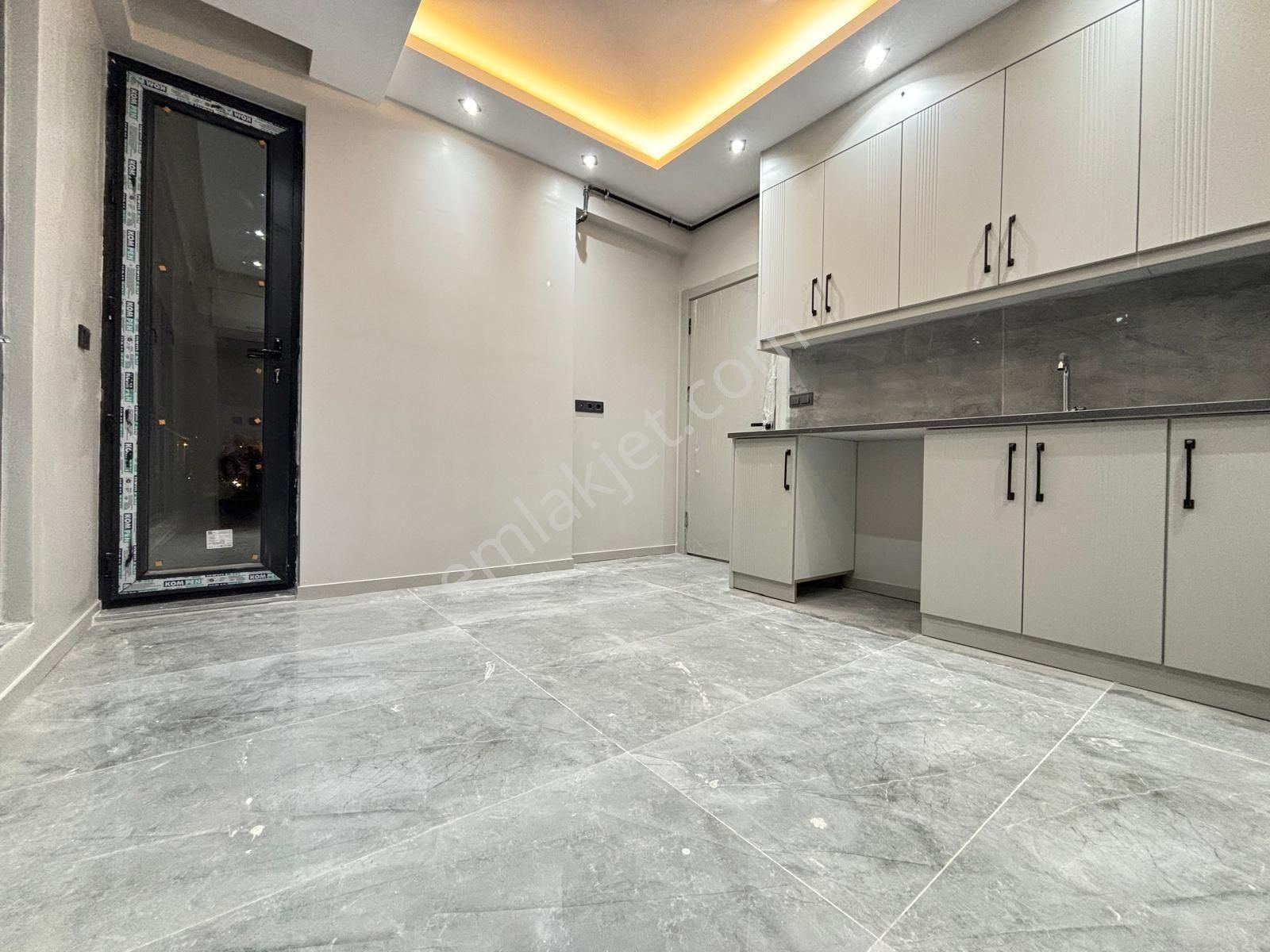 Yenişafakta Lüx Sıfır Arakat 3+1 Daireler - Görsel 7