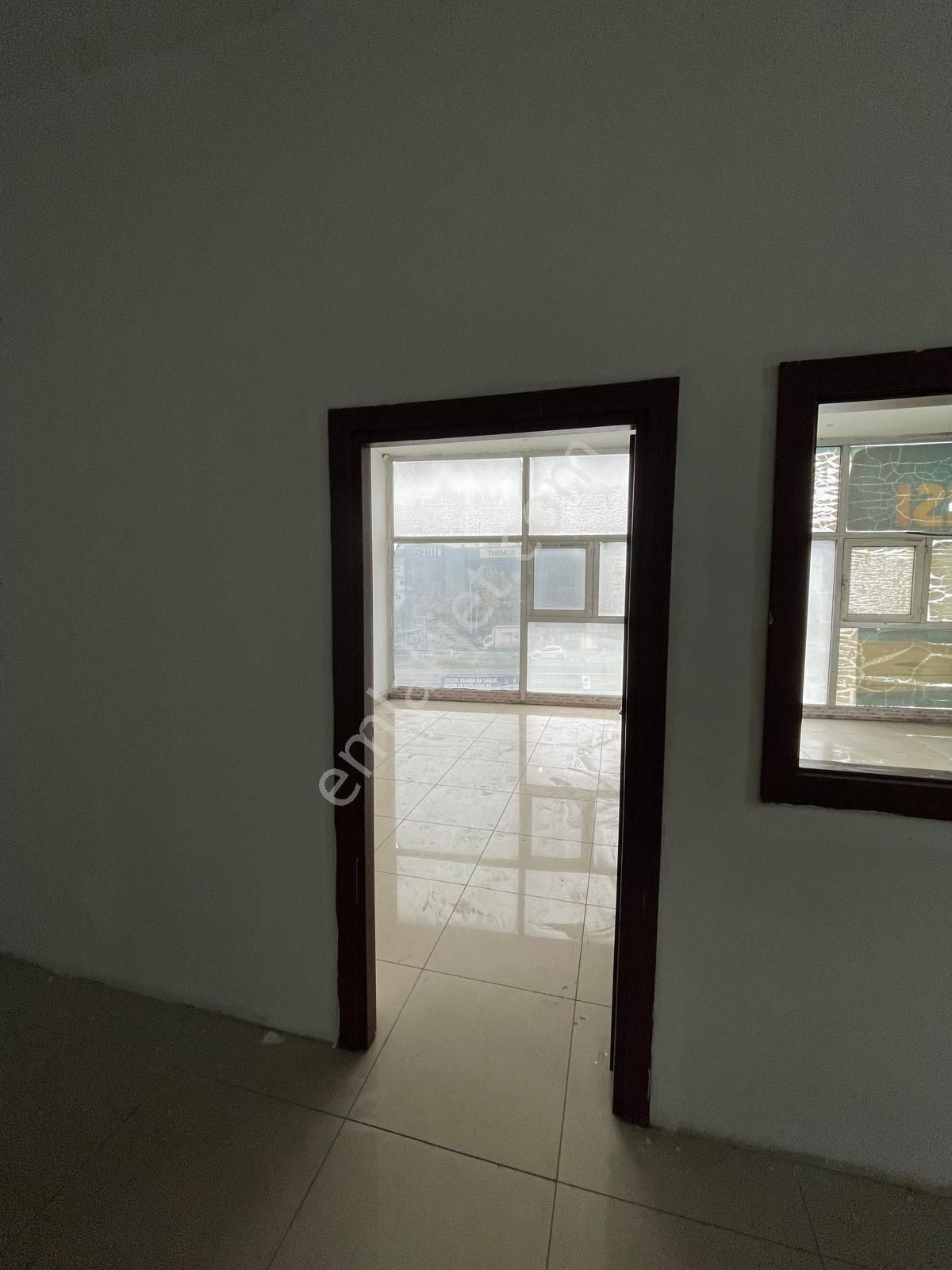 Molla Teamden Galeri Cdtabela Değeri Yüksek 270m² Kiralık Mağaza - Görsel 13