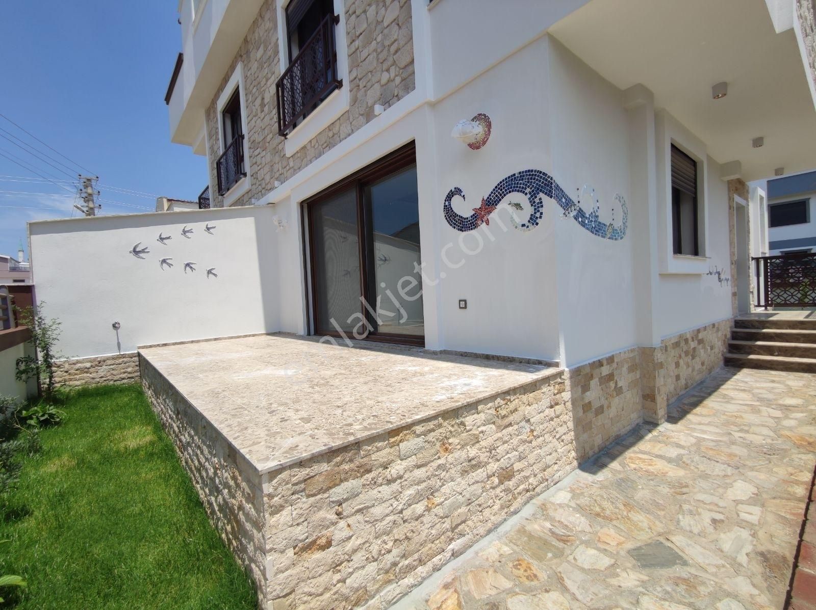 Q'zen Den Bağımsz Bahçeli Kapalı Mutfak 220 M2 4+1 Villa - Görsel 7