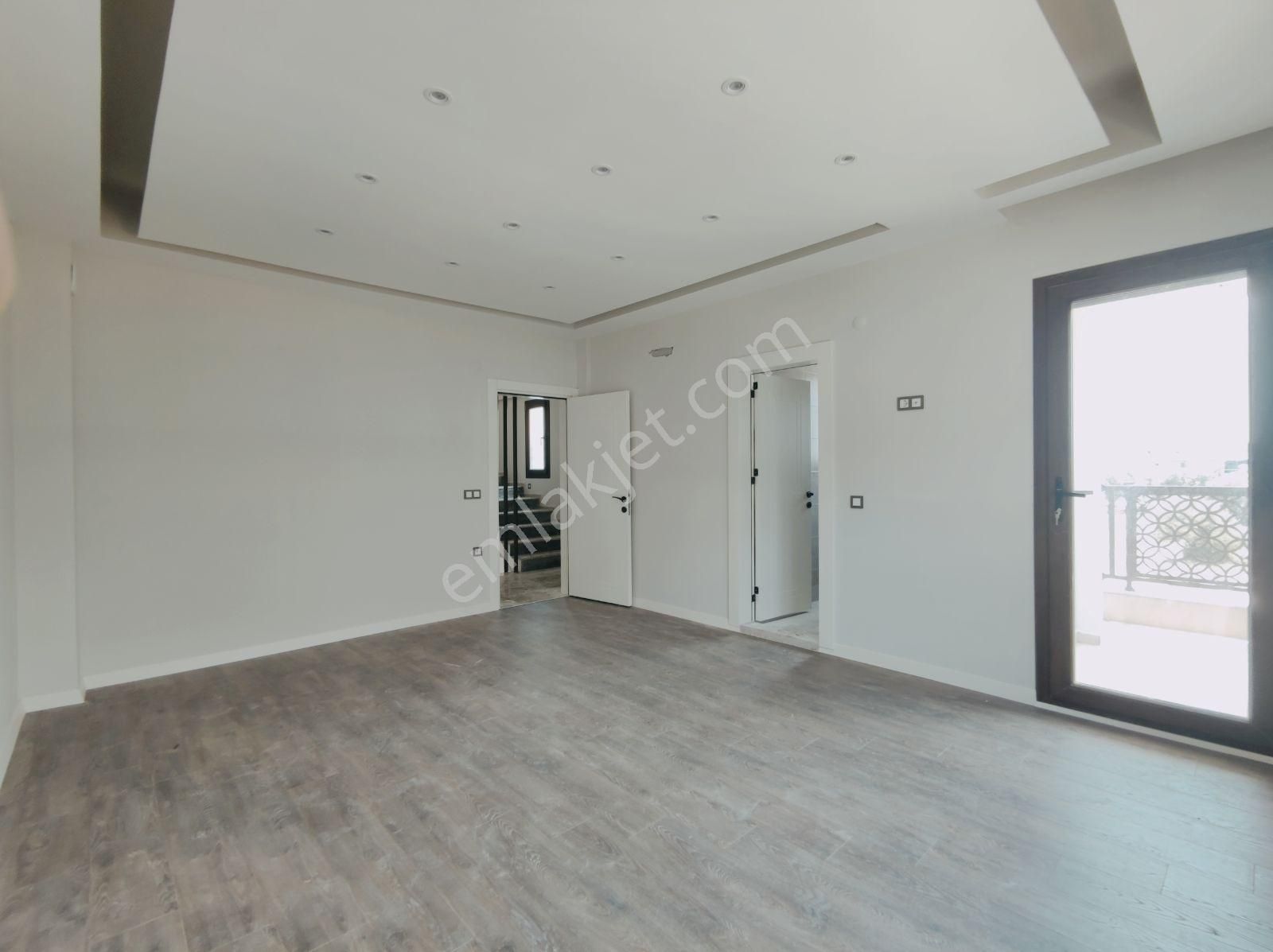 Q'zen Den Bağımsz Bahçeli Kapalı Mutfak 220 M2 4+1 Villa - Görsel 28