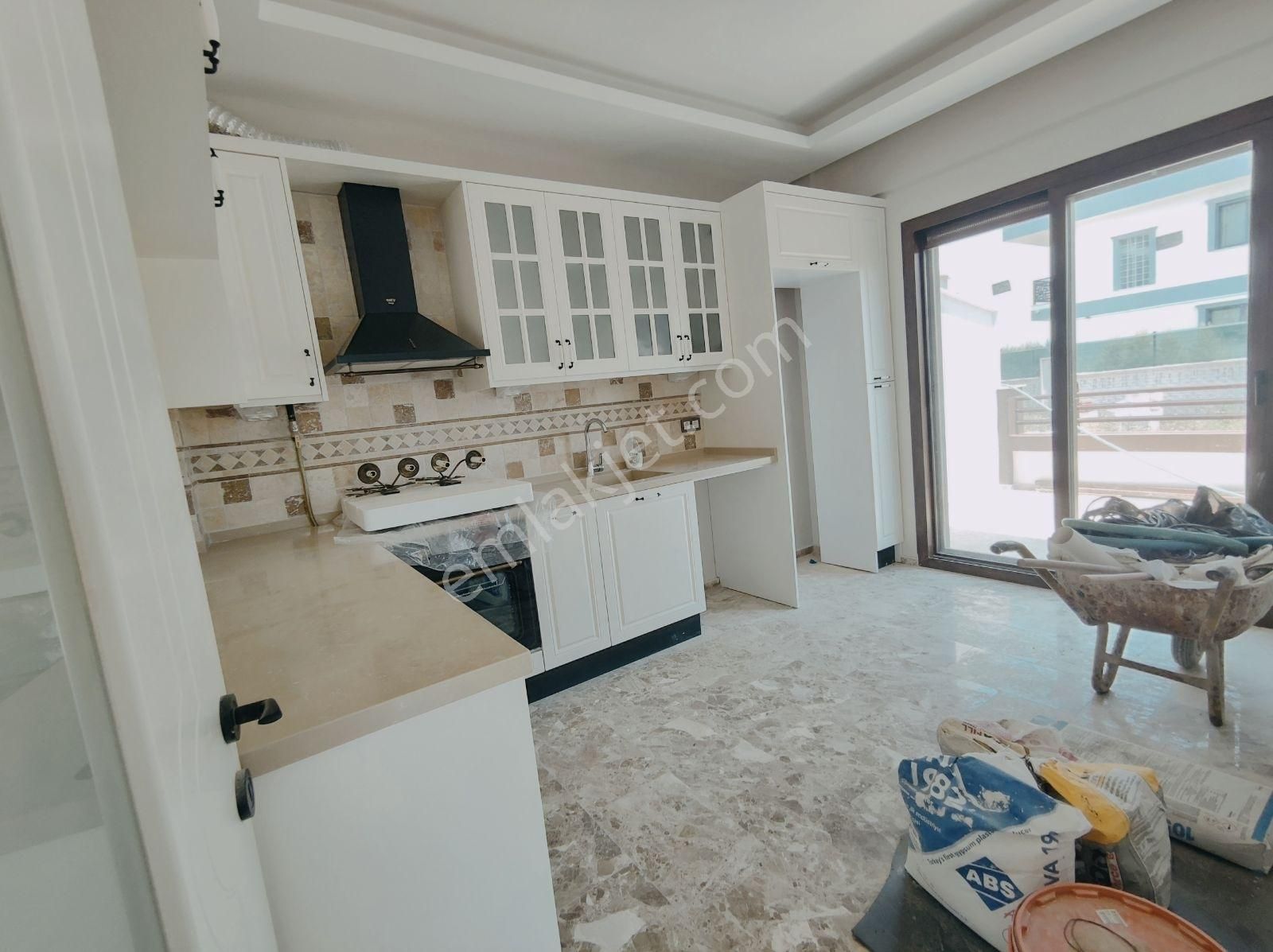 Q'zen Den Bağımsz Bahçeli Kapalı Mutfak 220 M2 4+1 Villa - Görsel 12