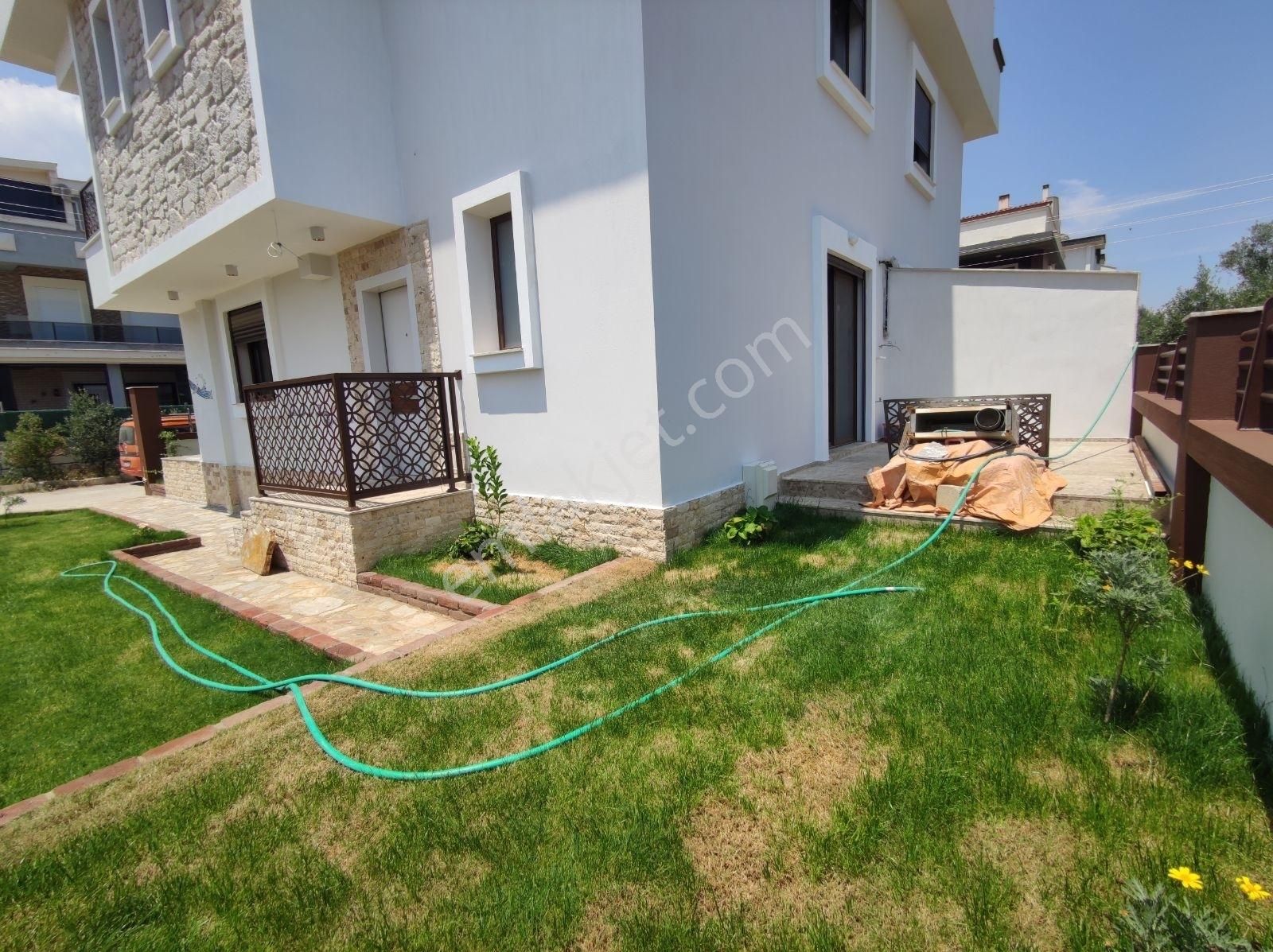 Q'zen Den Bağımsz Bahçeli Kapalı Mutfak 220 M2 4+1 Villa - Görsel 6