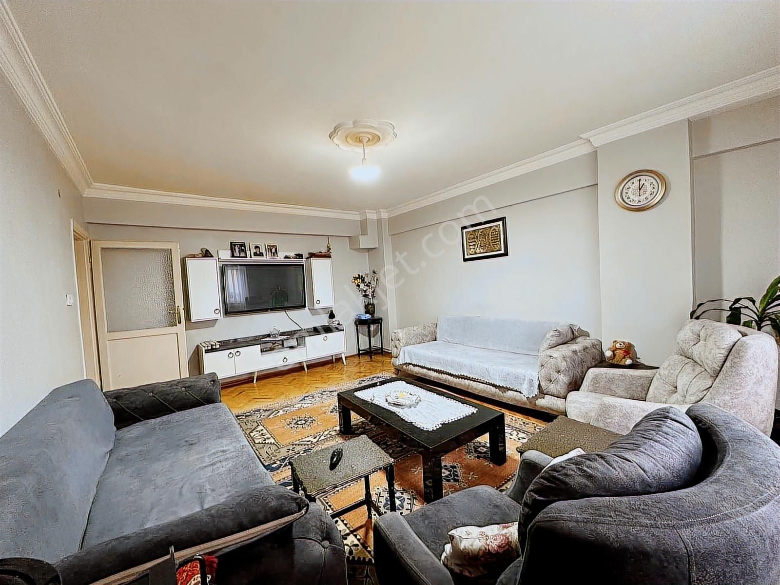 Paltun Group'dan Bağlarbaşı Mah Kot Altı 1.kat 2+1 95m2 - Görsel 9