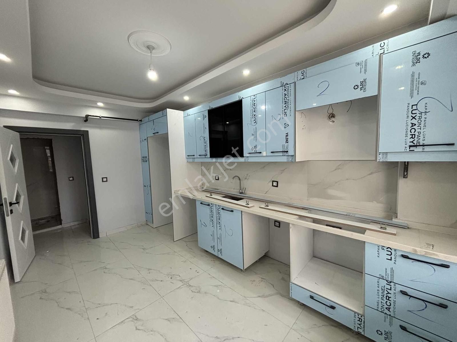 Fa Özbirden Kızılpınarda Kapalı Otoparklı Yüksek Giriş 2+1 Daire - Görsel 15