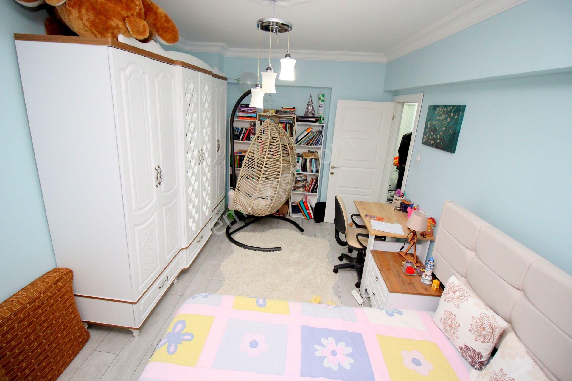 Emre Emlaktan 14.cadde Üzeri Full Yapılı Asansörlü 4+1 Satılık Daire - Görsel 20