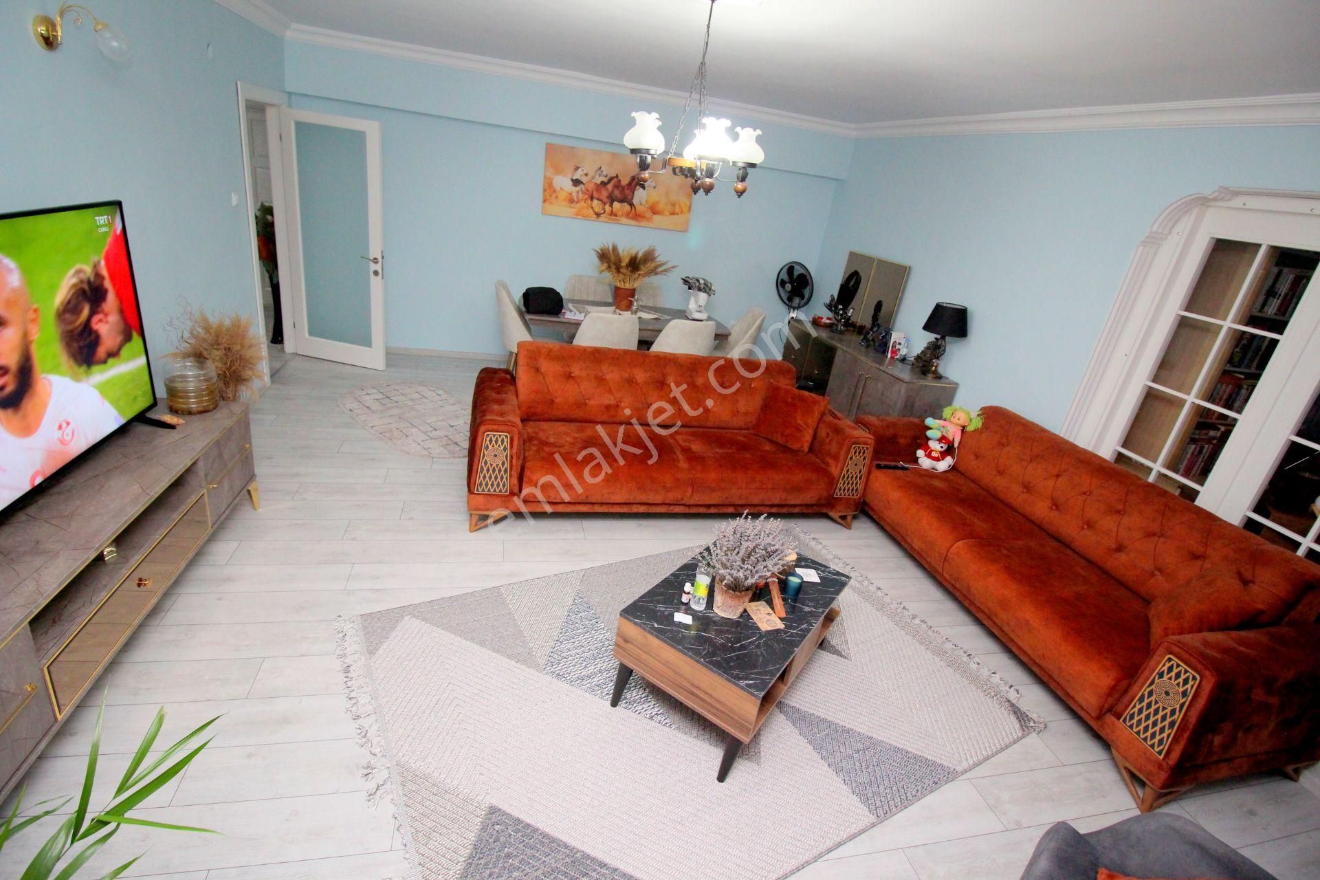 Emre Emlaktan 14.cadde Üzeri Full Yapılı Asansörlü 4+1 Satılık Daire - Görsel 4